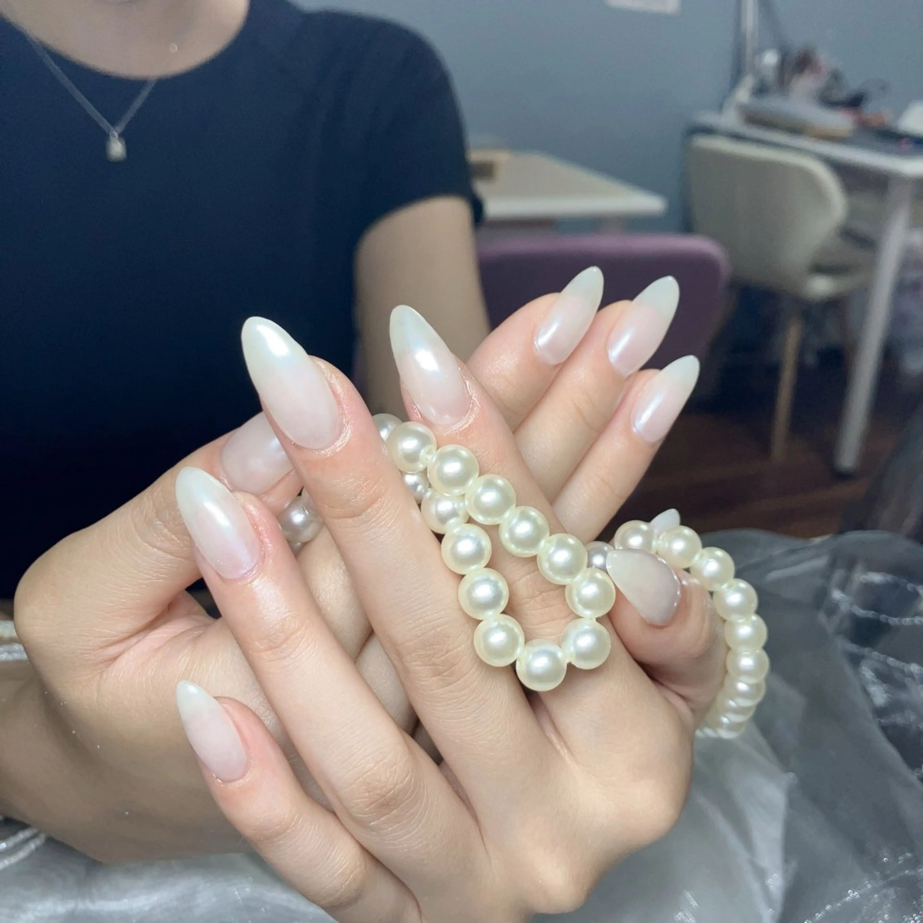 ネイル 高木 維麗絲のネイルデザイン