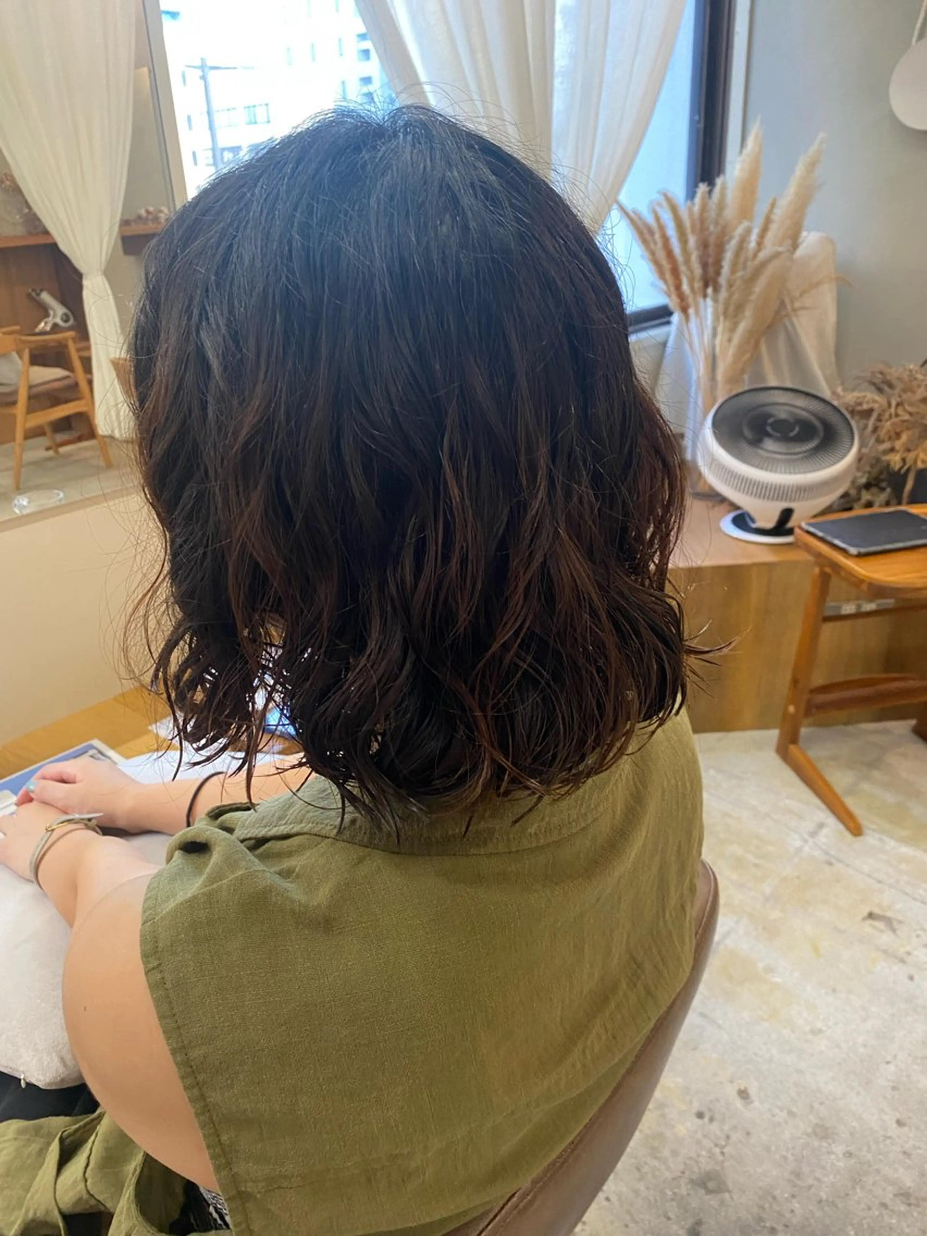 ミディアム カット パーマ トリートメント 🌻花屋併設🌻濱 幸帆のヘアスタイル