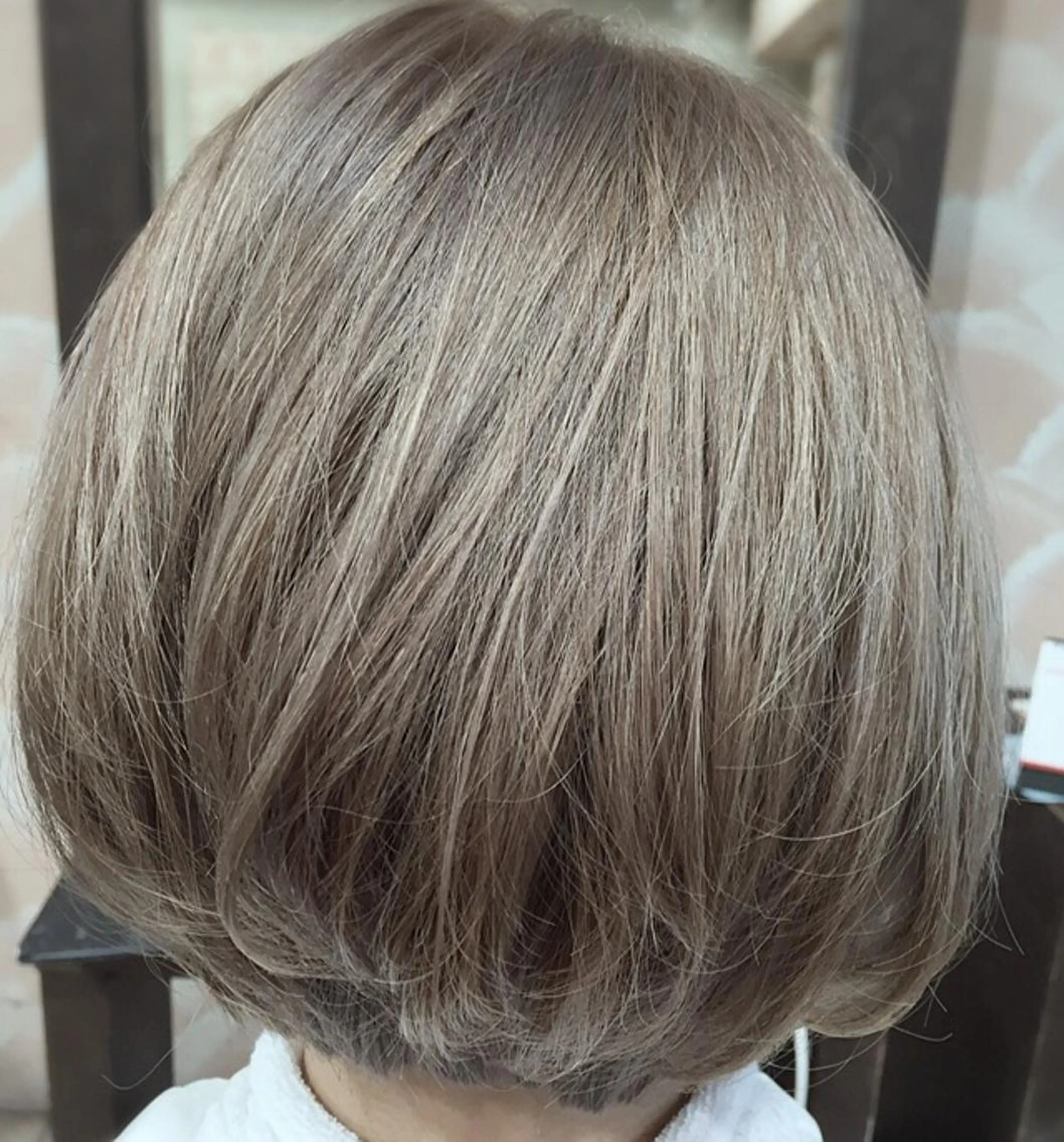 ショート カラー 今里 弘樹のヘアスタイル