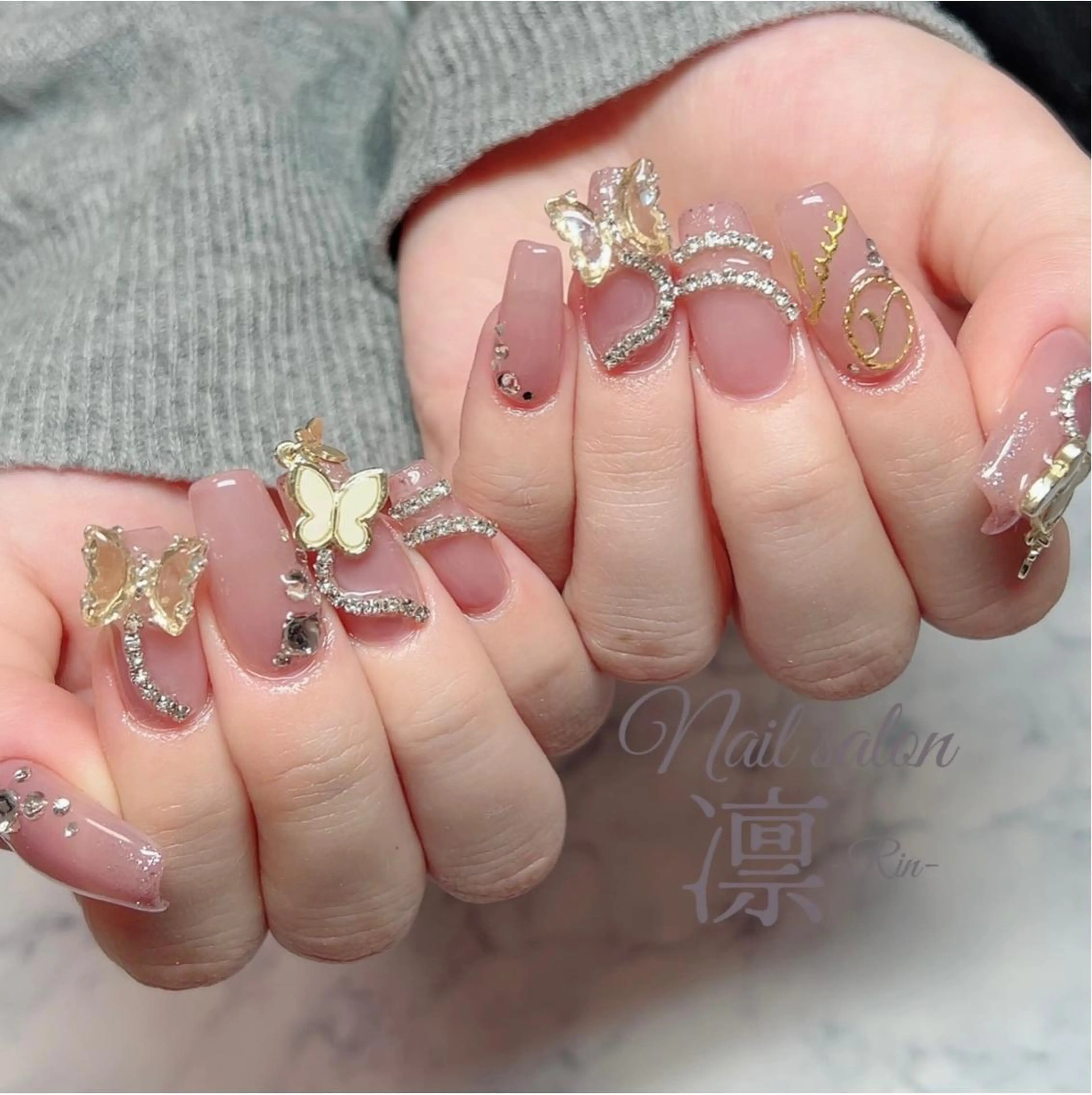 ネイル スカルプネイル private salon凛のネイルデザイン