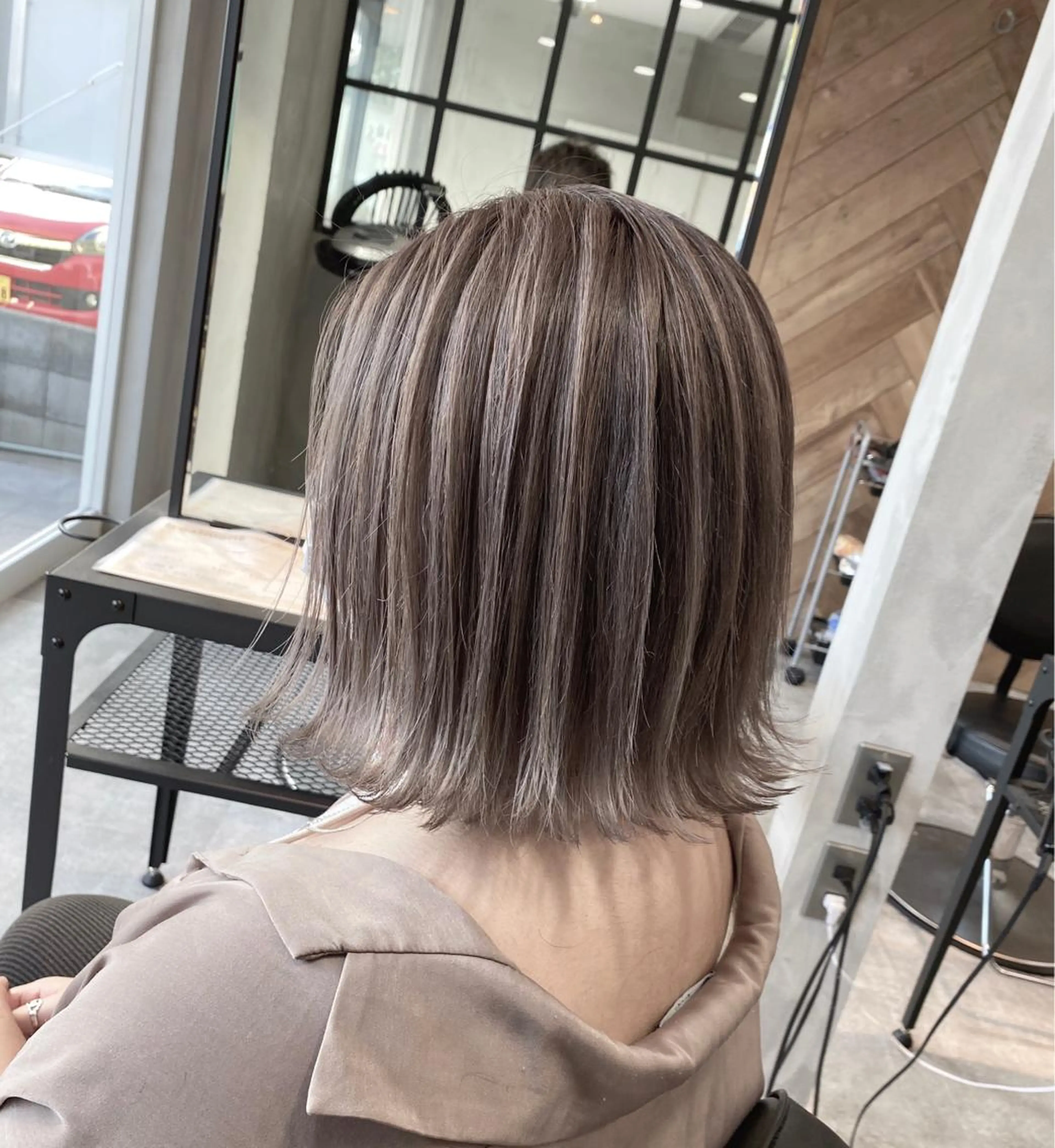 ミディアム カラー La fith hair ruu.所属・lafithhair ruu.南本庄のヘアスタイル