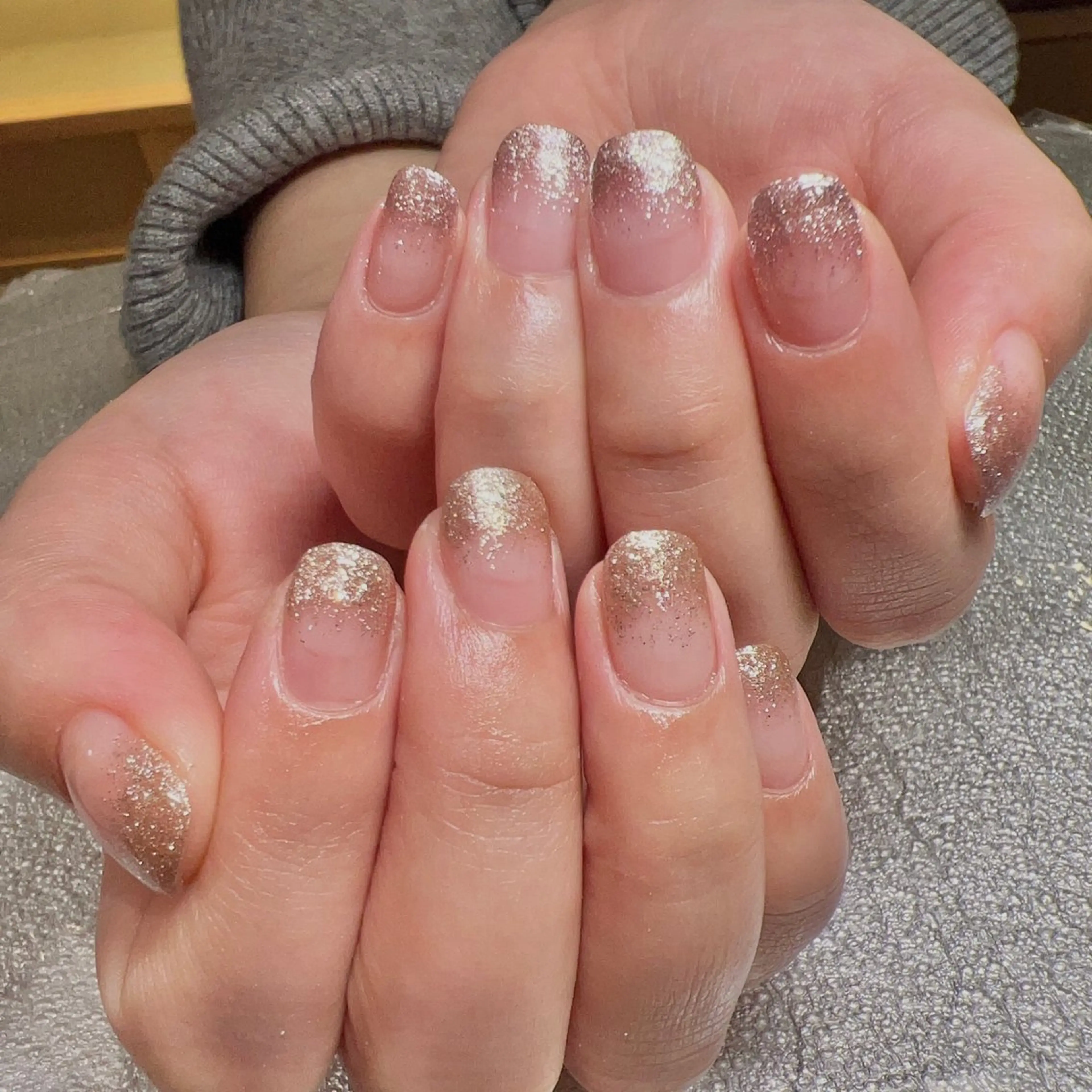 ネイル ゴールド ピンク Total Beauty Salon CURE 津田沼店所属・イエティ .のネイルデザイン