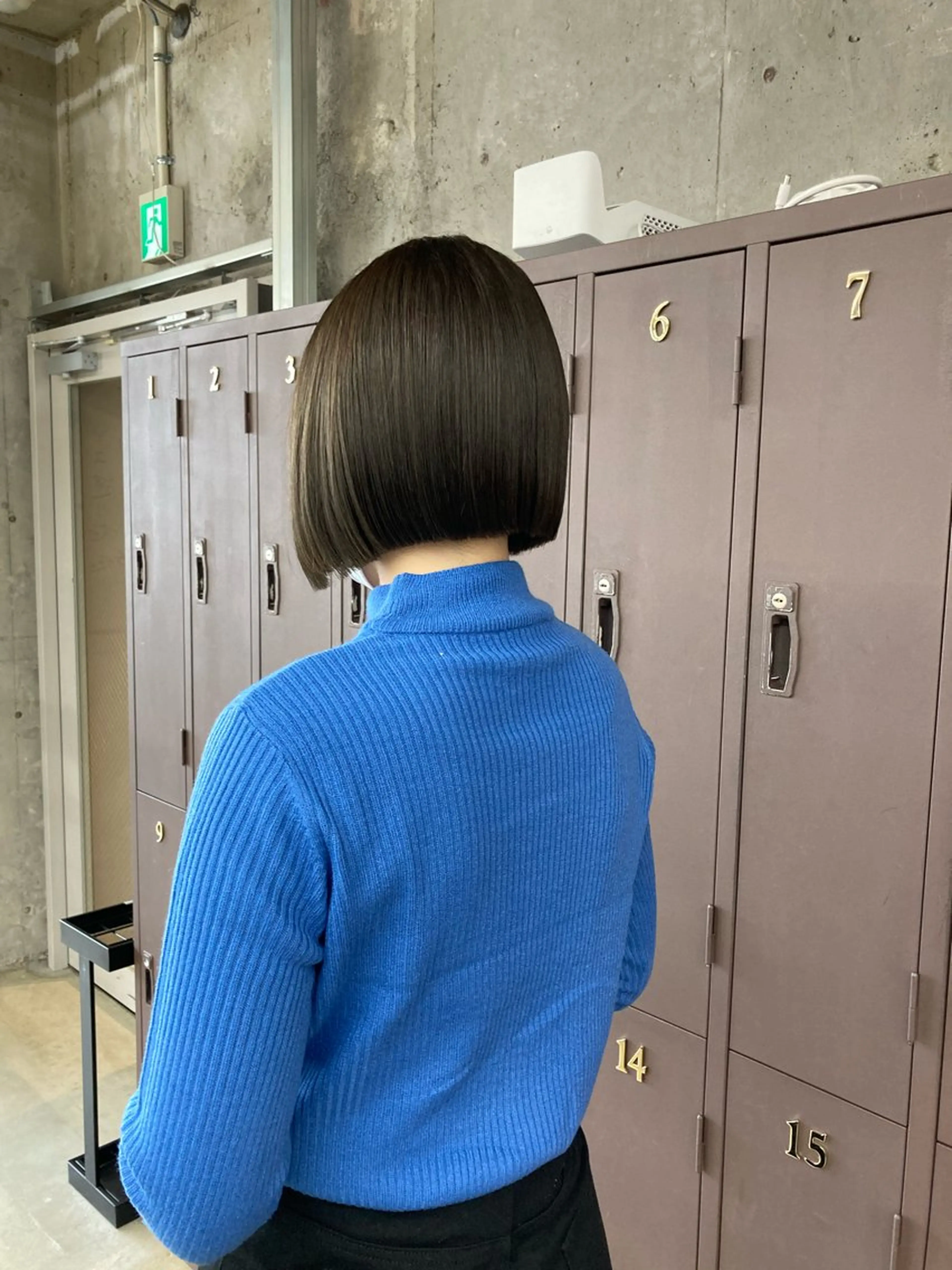 ミディアム カラー ベージュカラー ブリーチ ダブルカラー ブリーチなしカラー オリーブベージュ カット ヘアカラー 小木曽智美 /ボブ/ショートのヘアスタイル