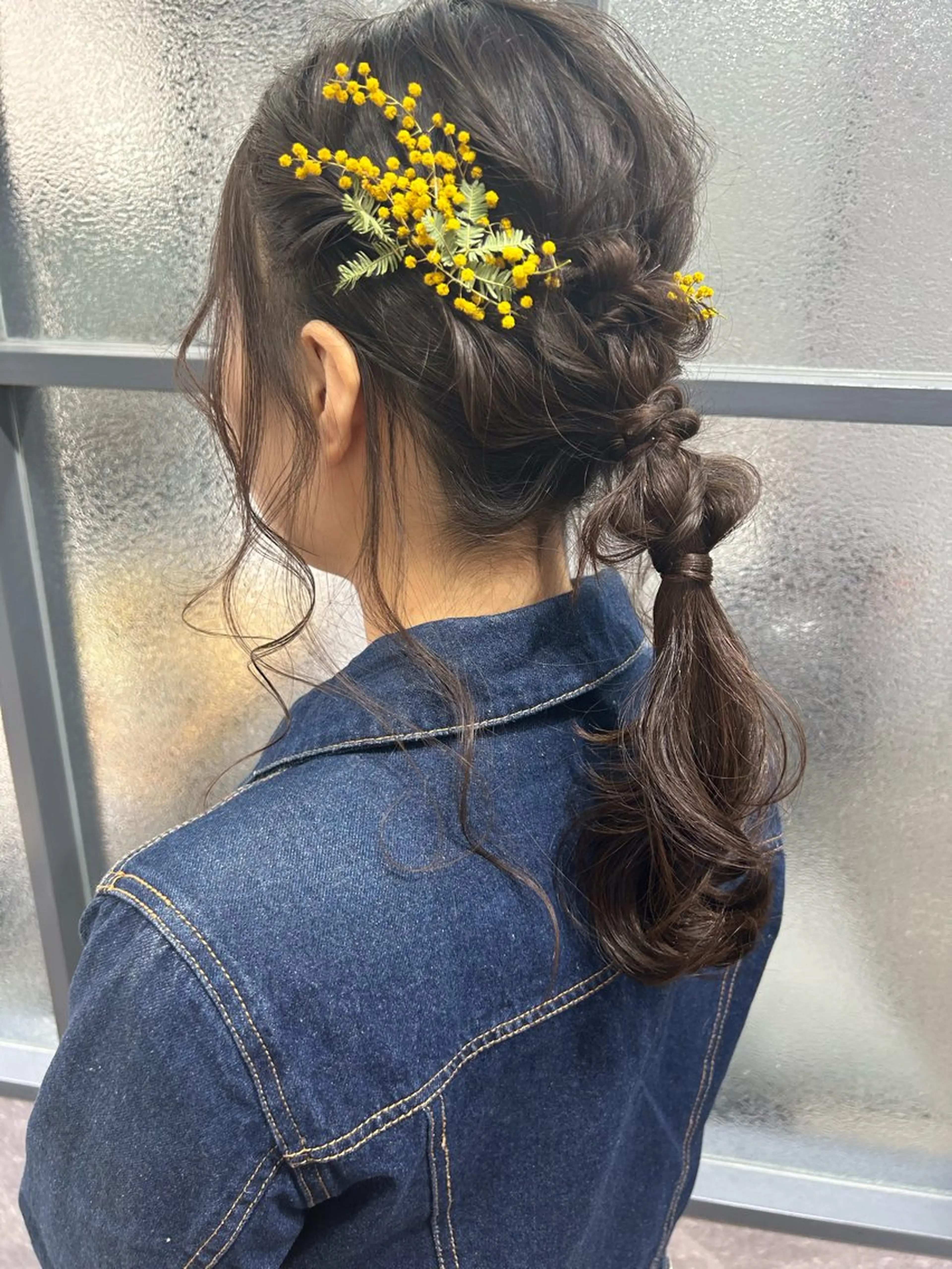 セミロング ヘアアレンジ ポニーテール ヘアセット 飯塚 沙衣のヘアスタイル