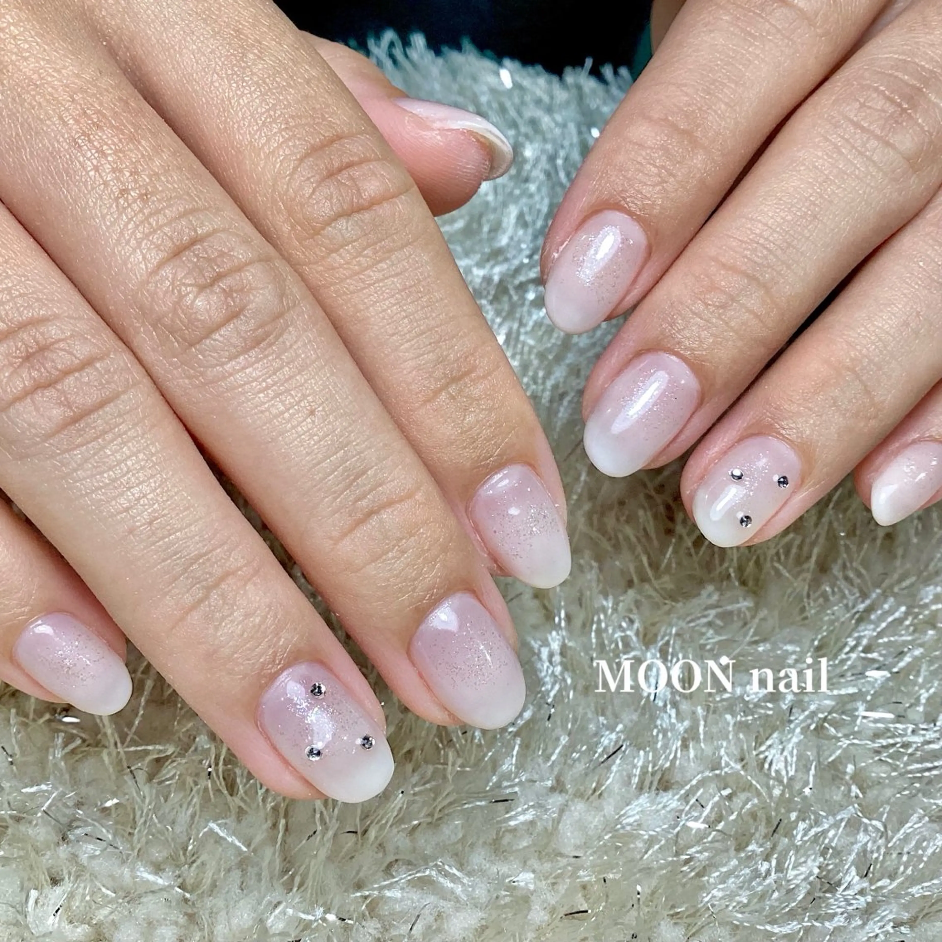 ネイル アートネイル ストーンネイル ハンドネイル 浦添 MOON  nailのネイルデザイン