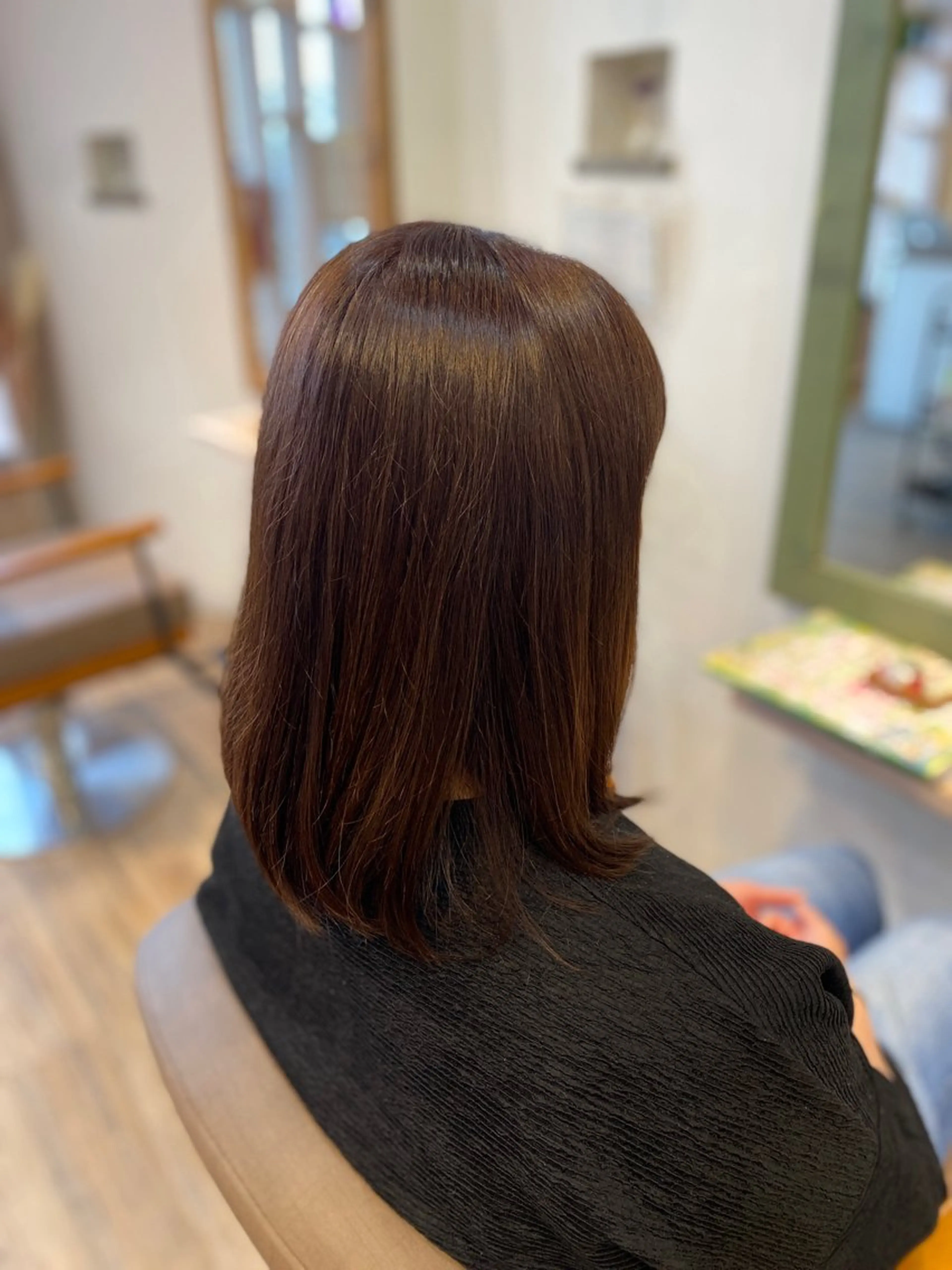 ミディアム カラー ブラウンカラー ヘアカラー 安住 千明のヘアスタイル