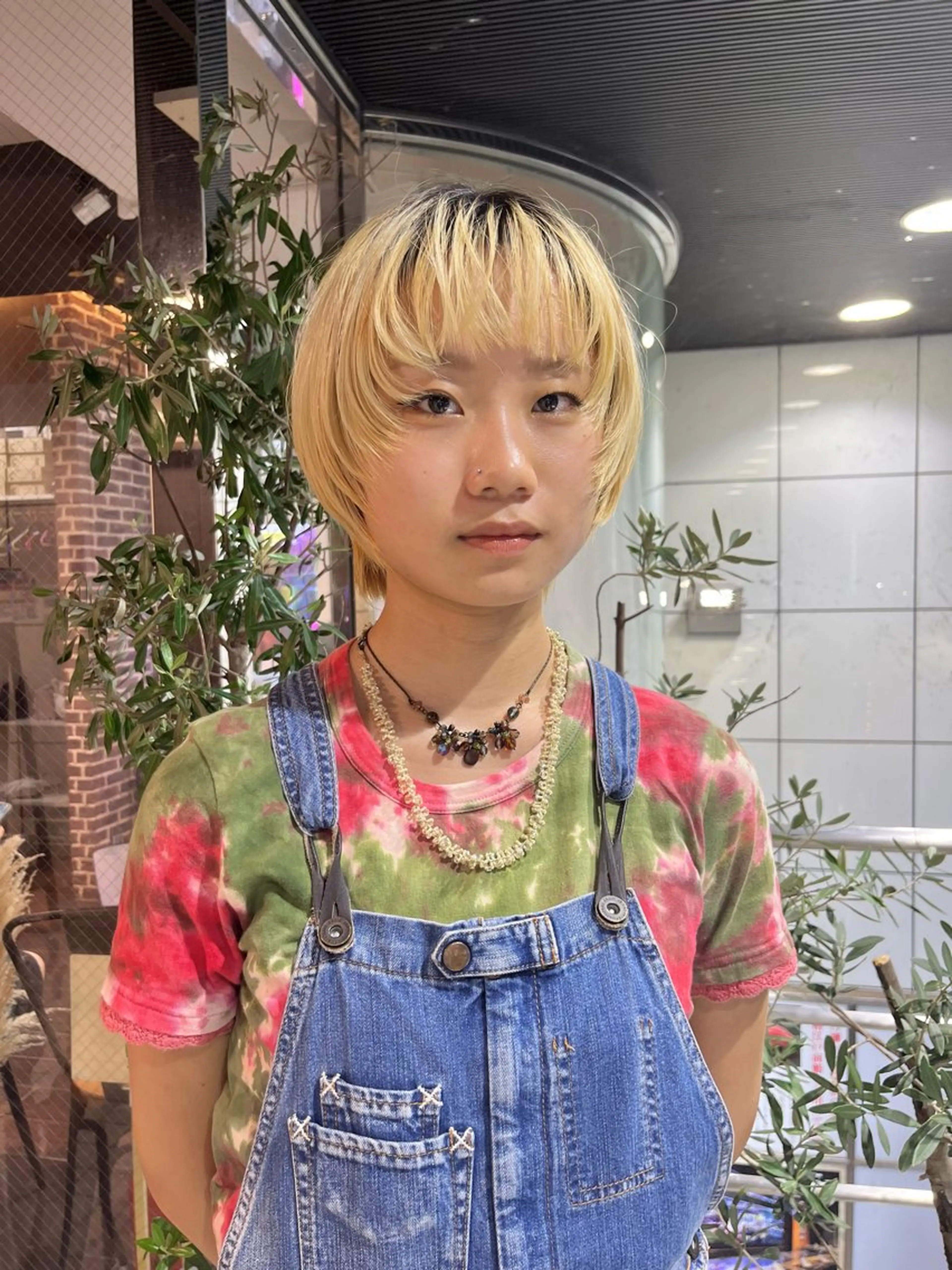 ショート カット 💖デザインカラー/ タダ ハナカ💖のヘアスタイル