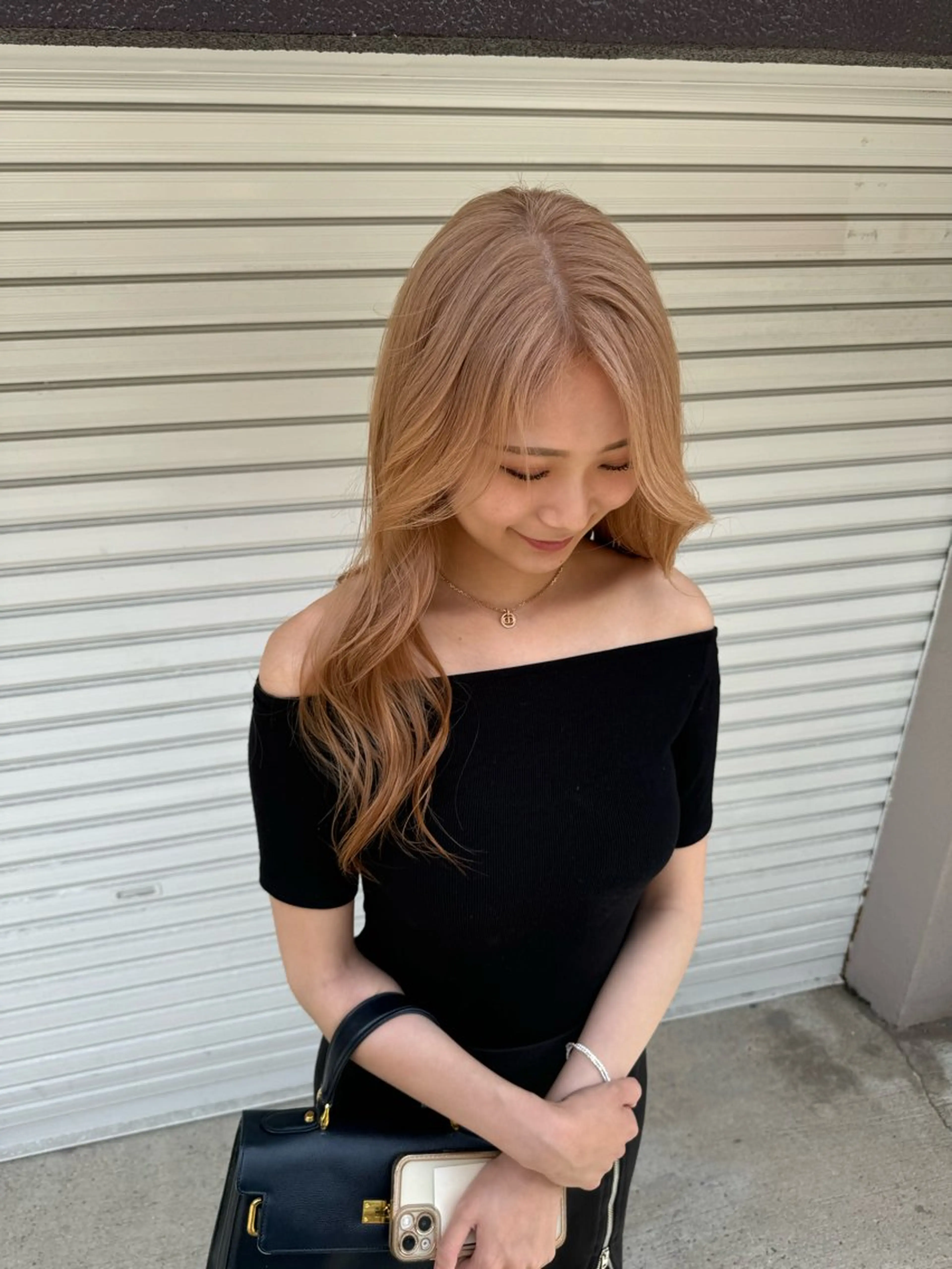 ロング INORI|艶カラ ー|フェイスレイヤーのヘアスタイル