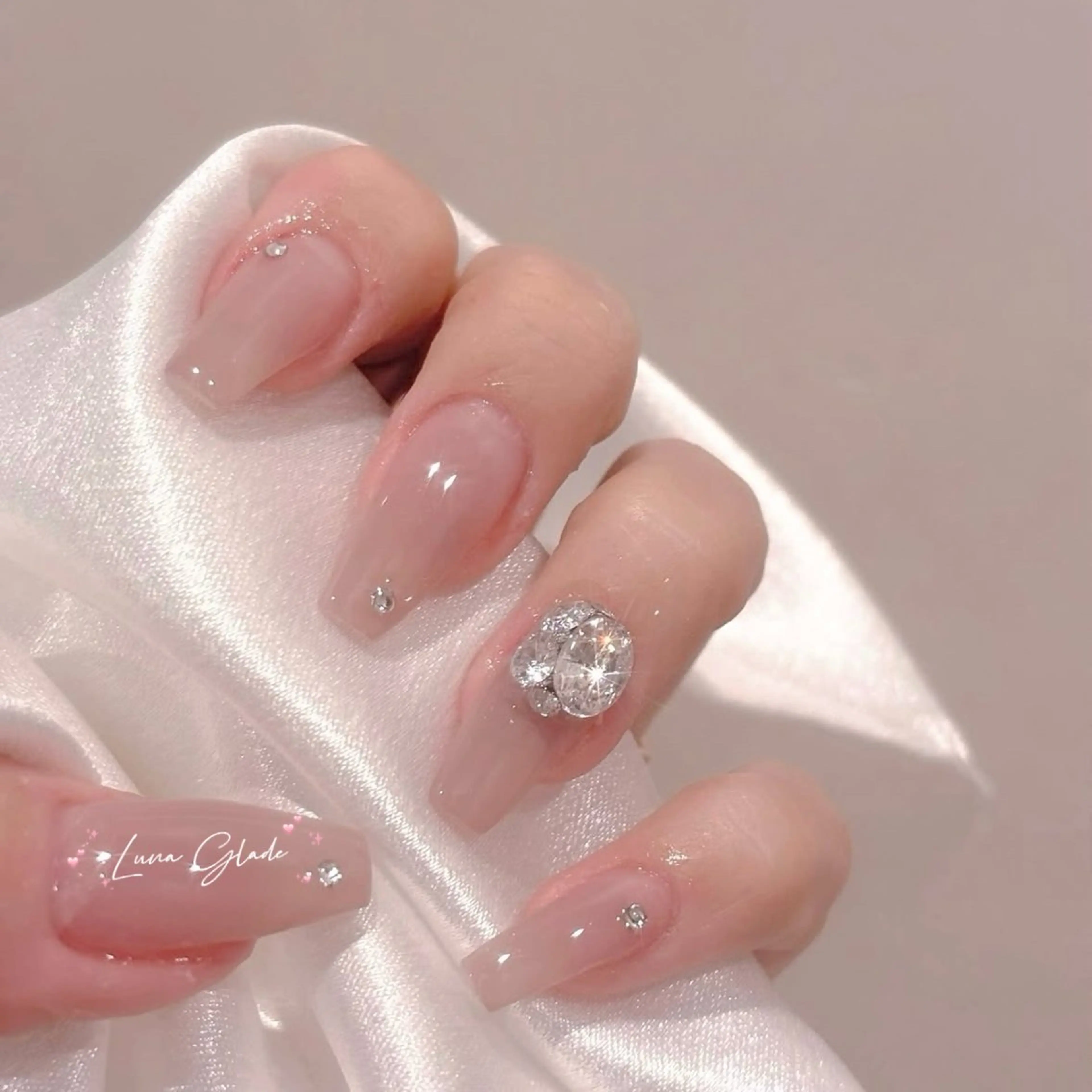 ネイル ハンドネイル Luna Glade Nail Salon所属・Luna Gladeのネイルデザイン