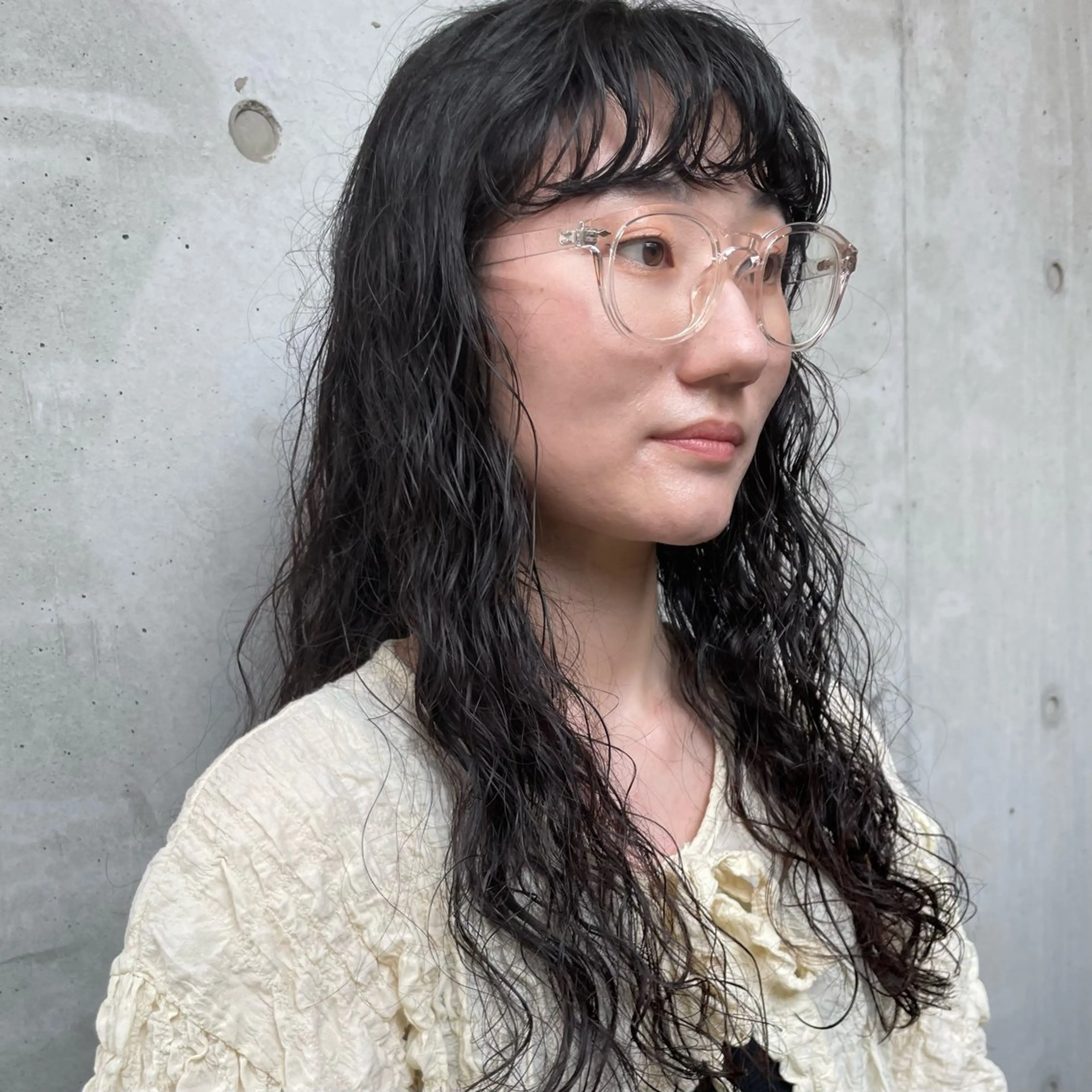 ロング パーマ カット パーマ トリートメント ホリケ アオイのヘアスタイル