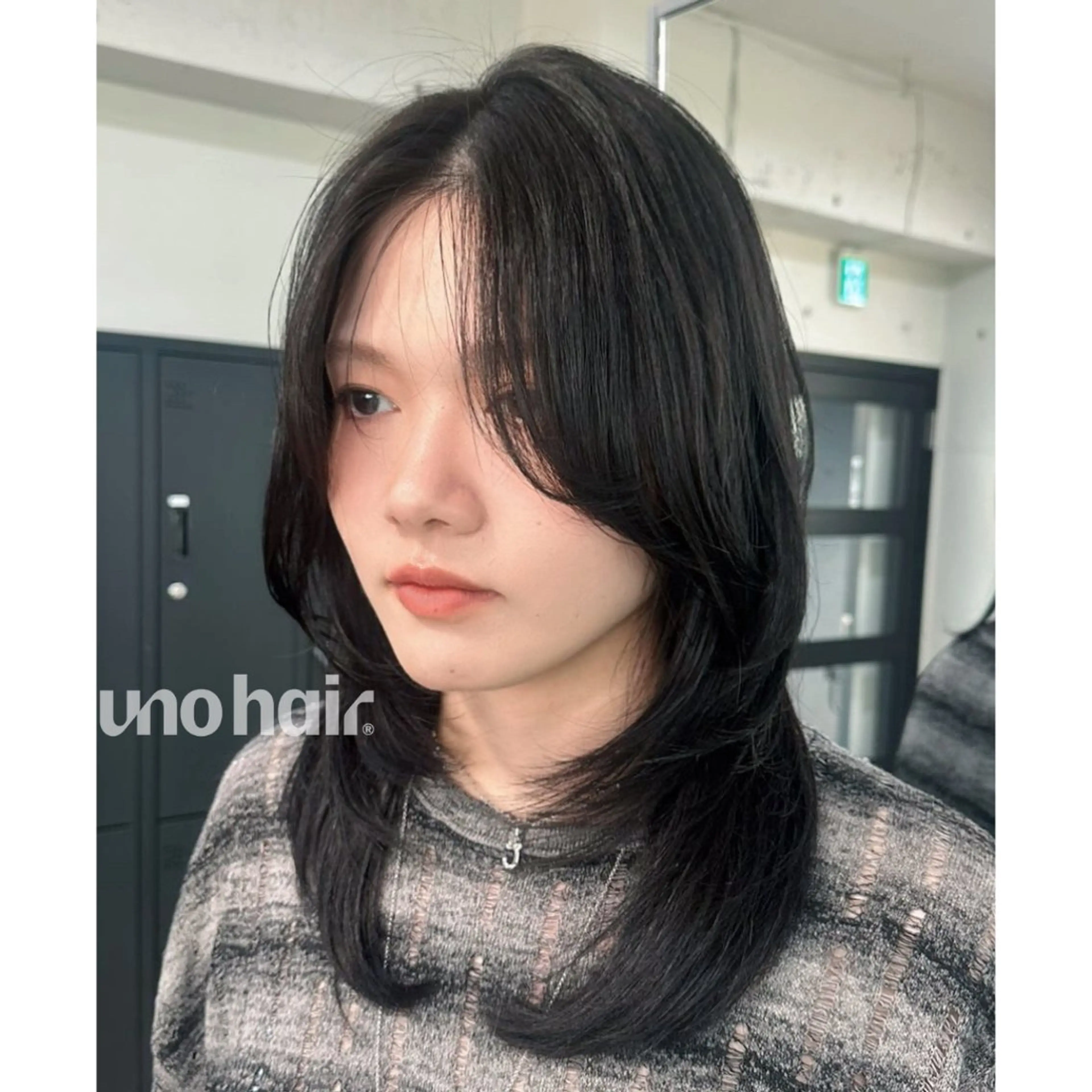 ミディアム ハッシュカット 韓国風ヘア レイヤーカット サイドバング 小顔カット カット トリートメント URASHIMA NATSUKIのヘアスタイル