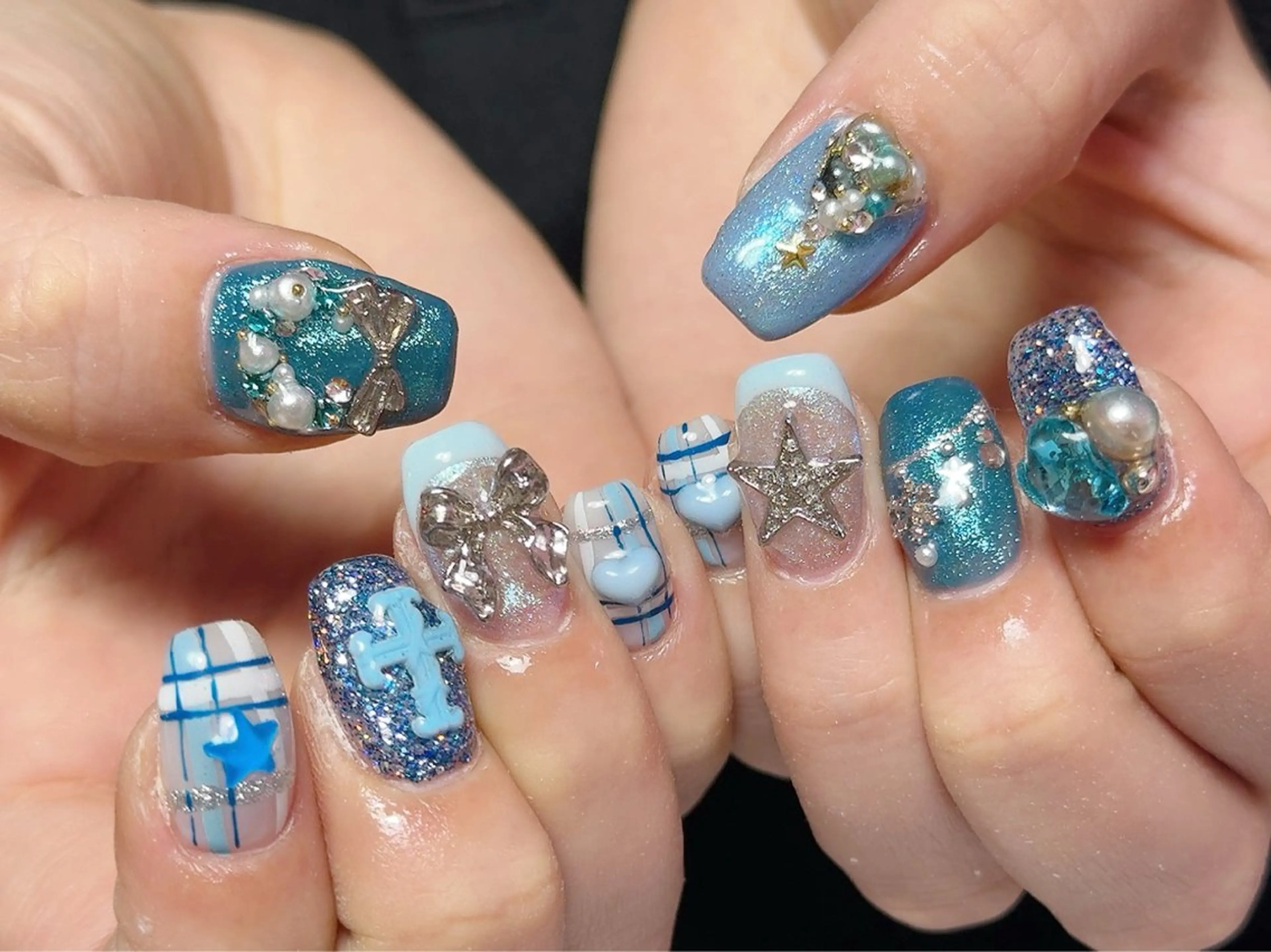 ネイル ハンドネイル Nail Atelier IamI所属・アイアムアイ 大村磨衣のネイルデザイン