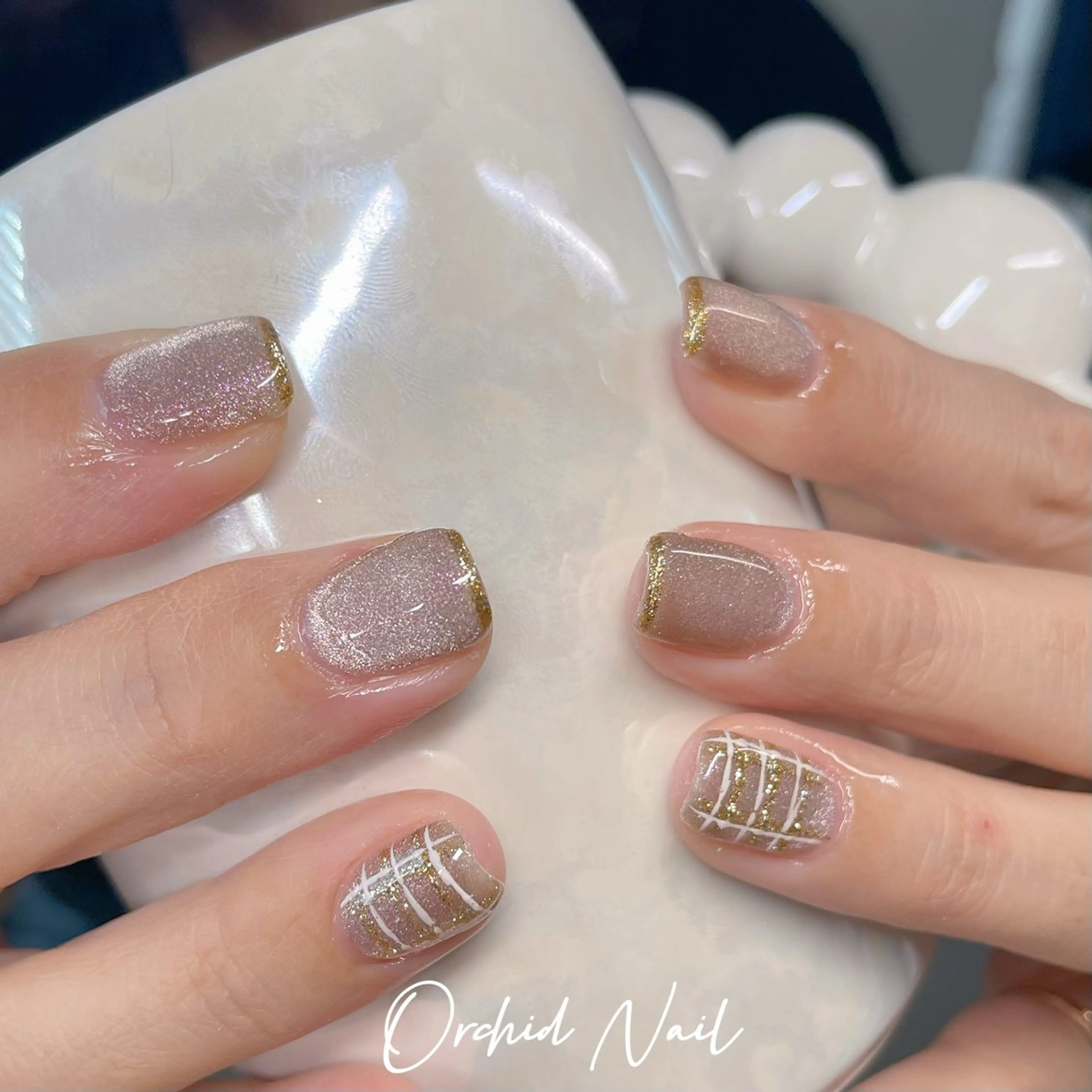 ネイル マグネットネイル ハンドネイル Orchid Nailのネイルデザイン