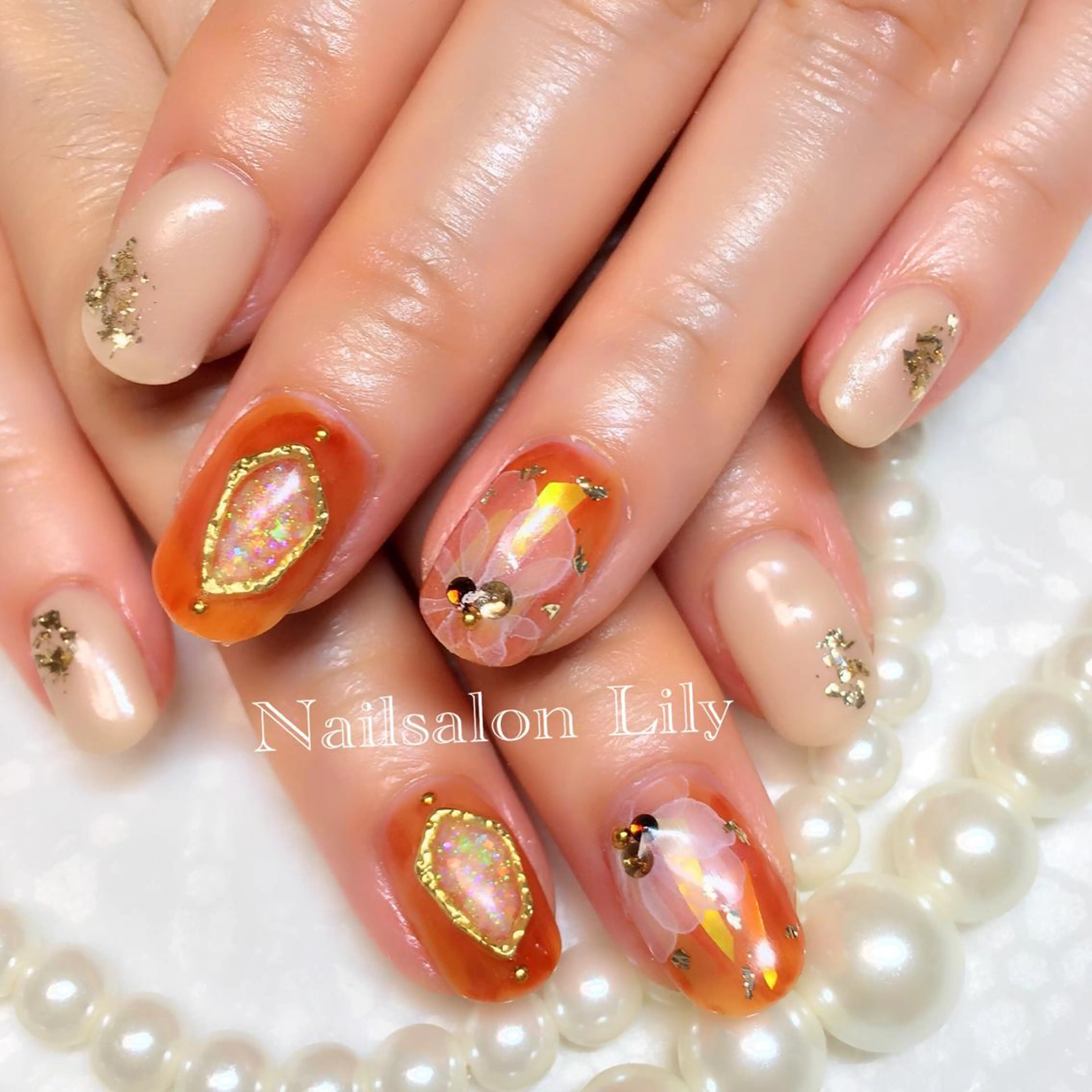 ネイル フラワーネイル Nailsalon Lilyのネイルデザイン