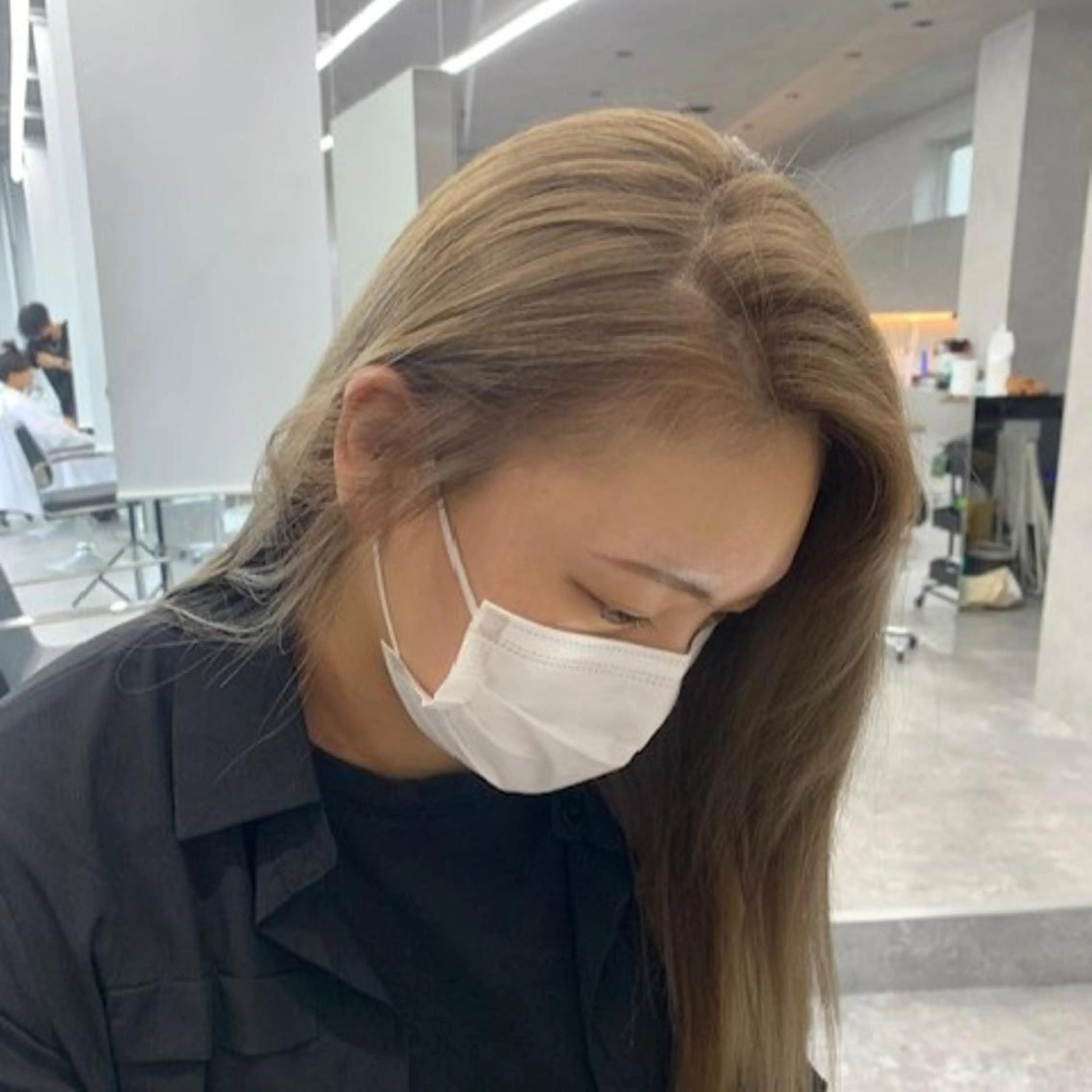 ロング ショートボブ ボブ ハイライト 髪質改善 縮毛矯正 ヘアテラス エムナラテンのヘアスタイル