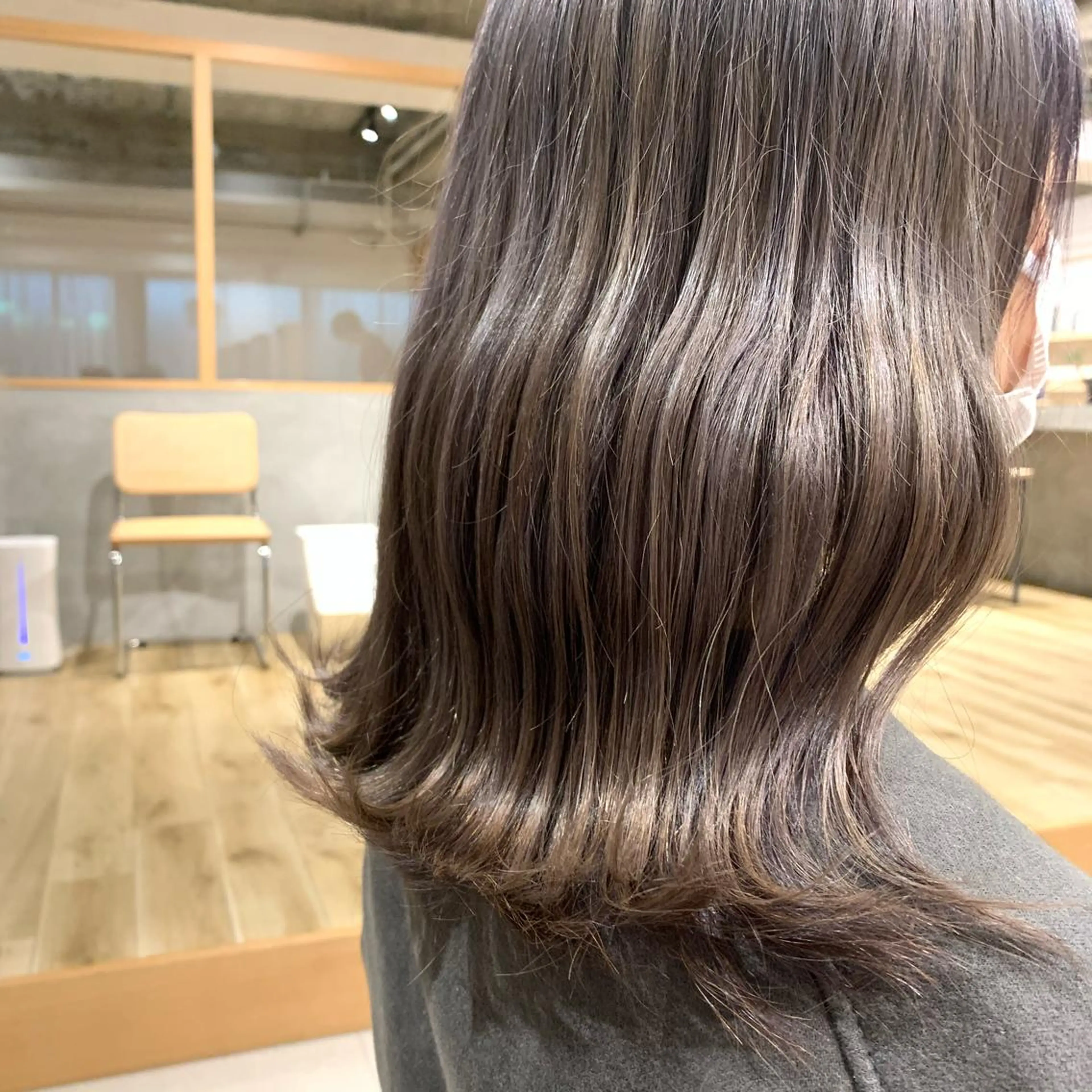 セミロング 西岡 優太のヘアスタイル