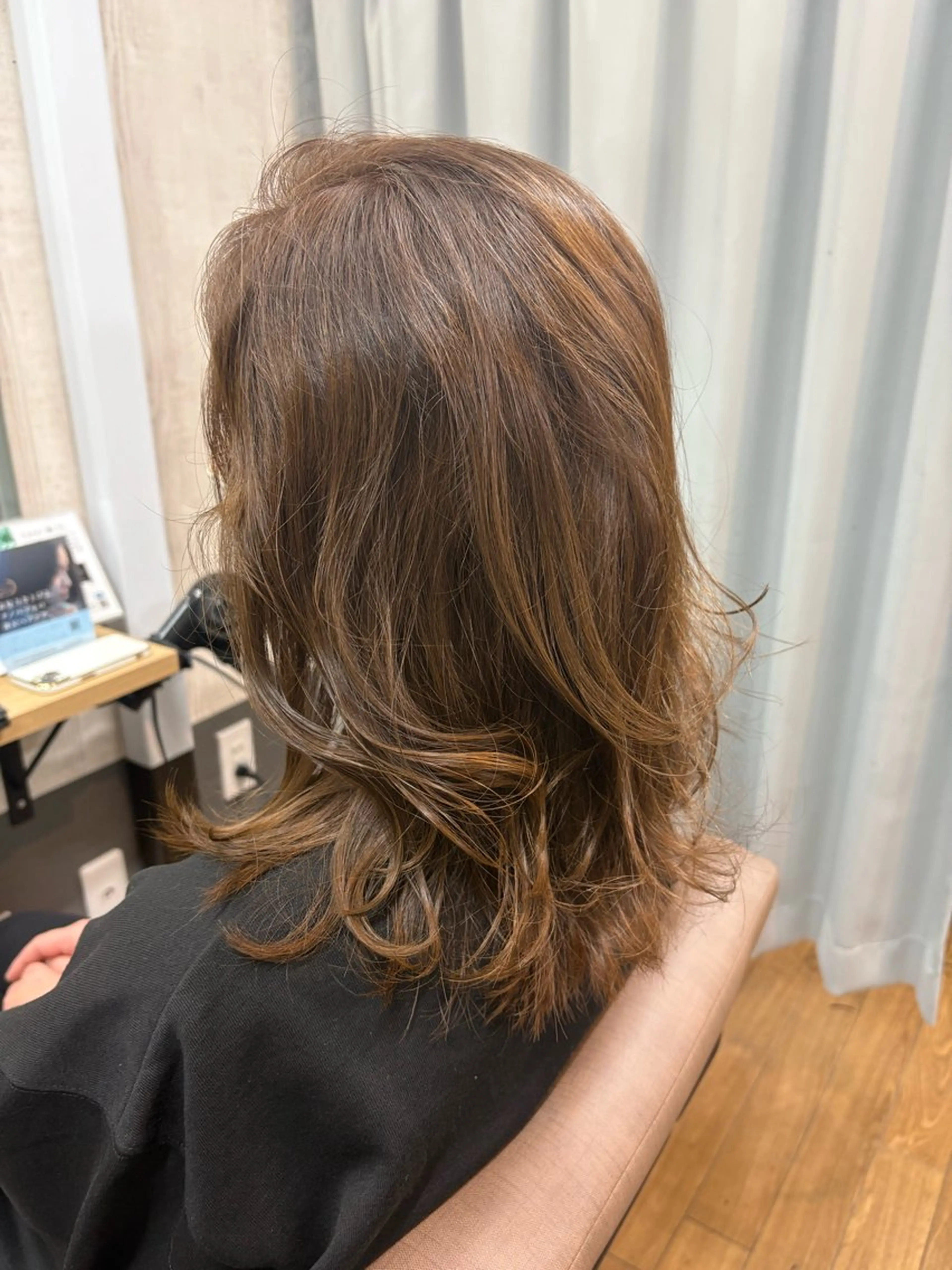 セミロング カラー カット ヘアカラー トリートメント TELA HAIR 稲毛店　千尋のヘアスタイル