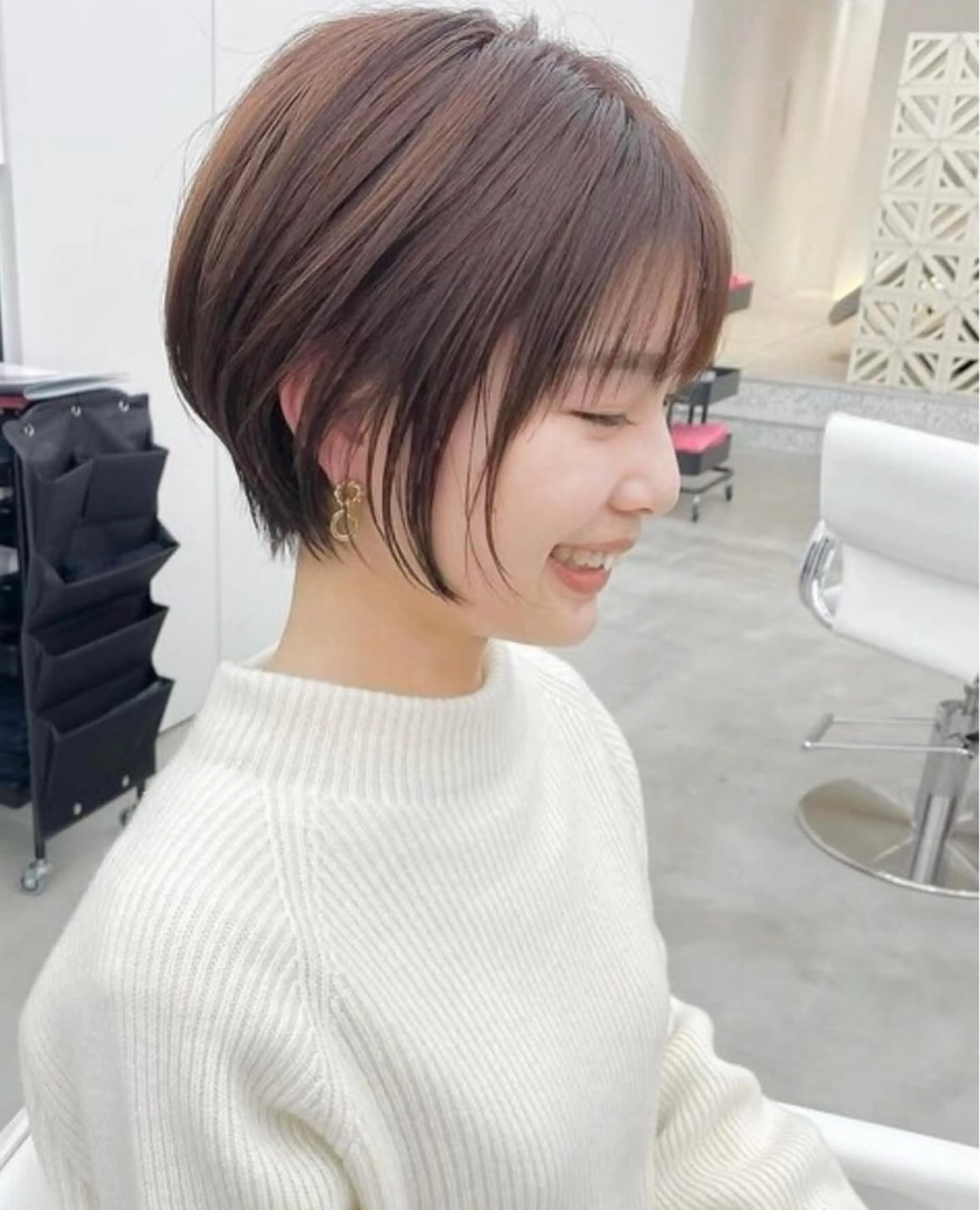ショート 伊藤 優里のヘアスタイル