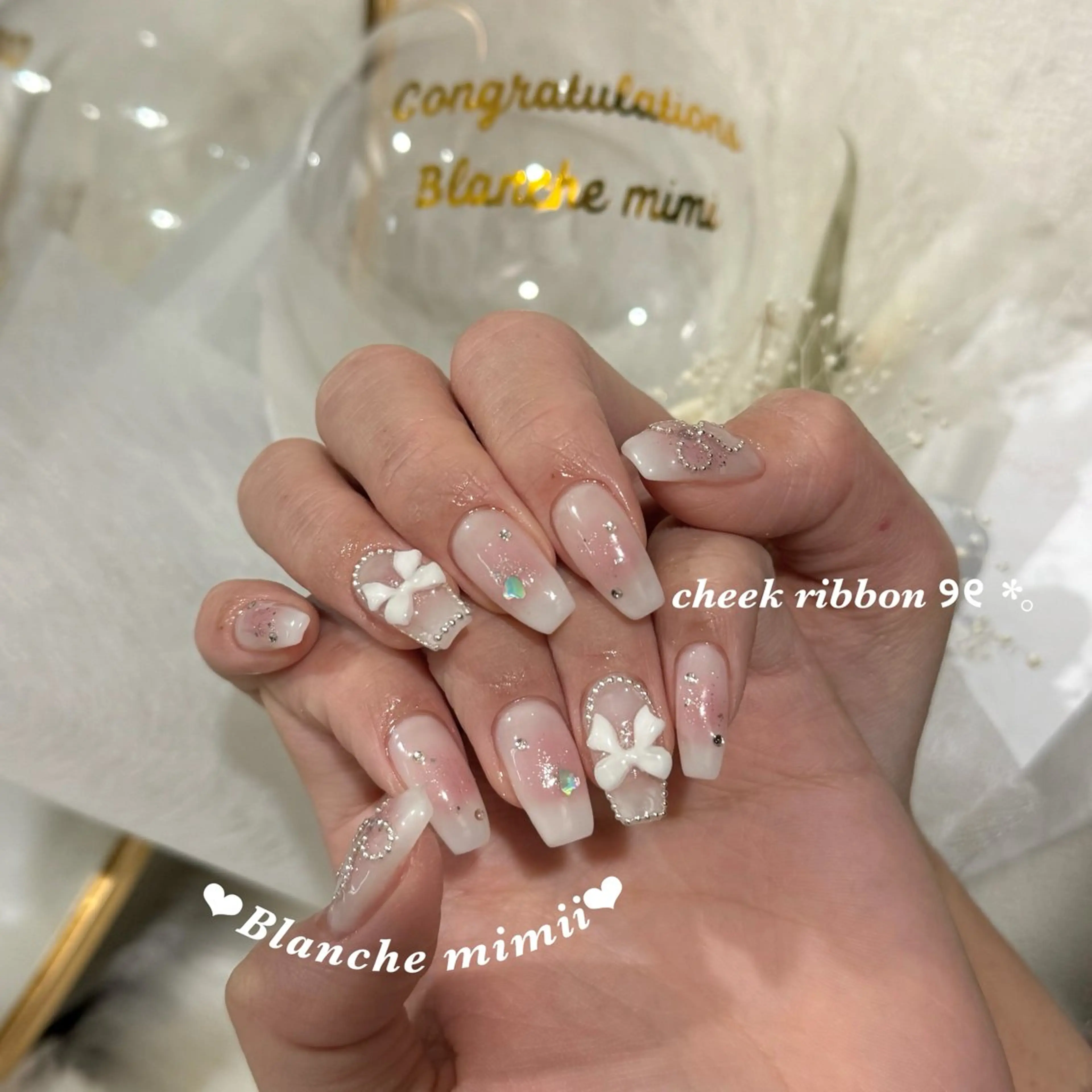 ネイル チークネイル ジェルネイル ハート キラキラネイル ラメ(グリッター) ハンドネイル Blanche　mimii所属・Blanche Ayaのネイルデザイン