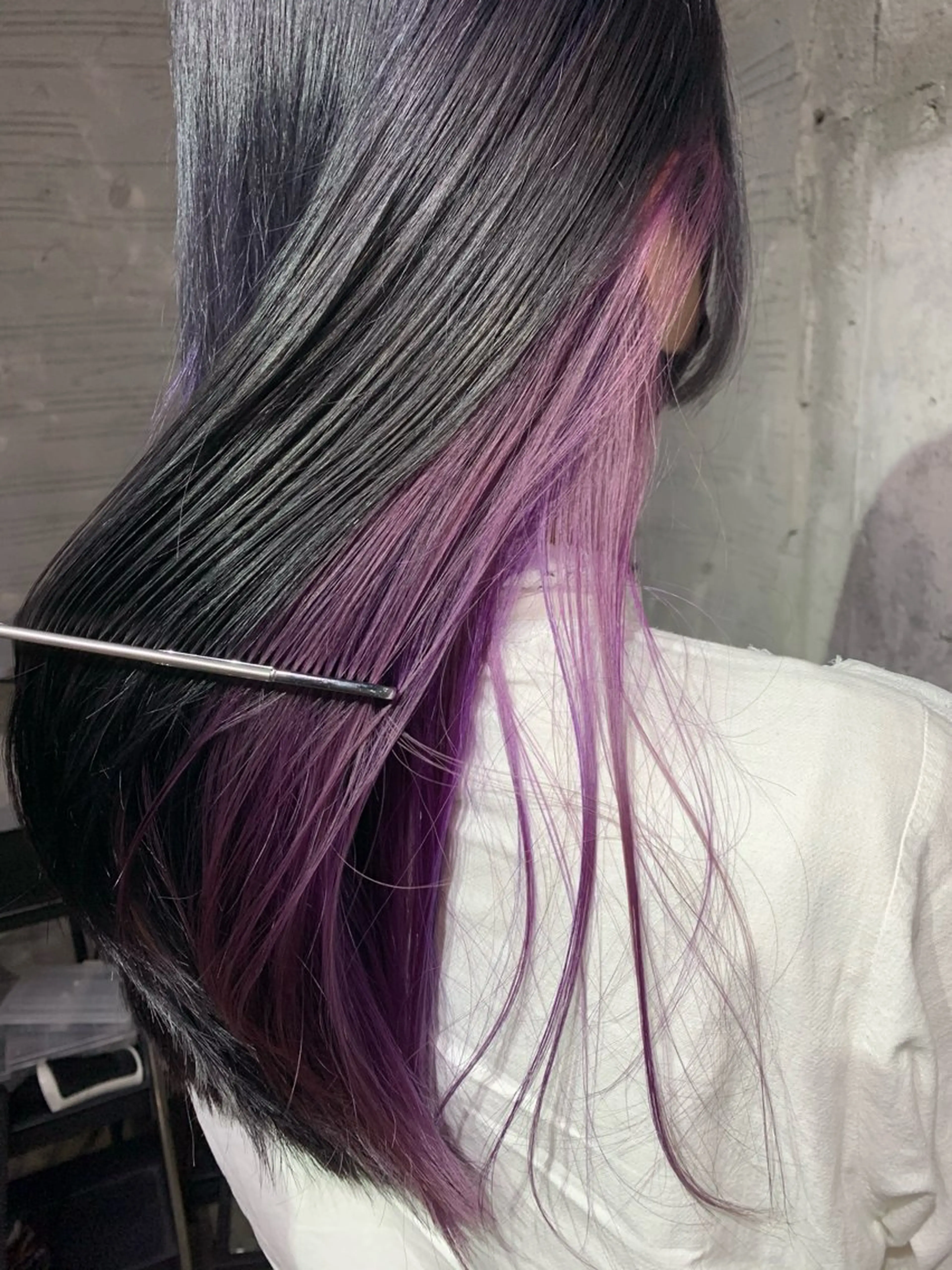 ロング カラー MOND / PINのヘアスタイル