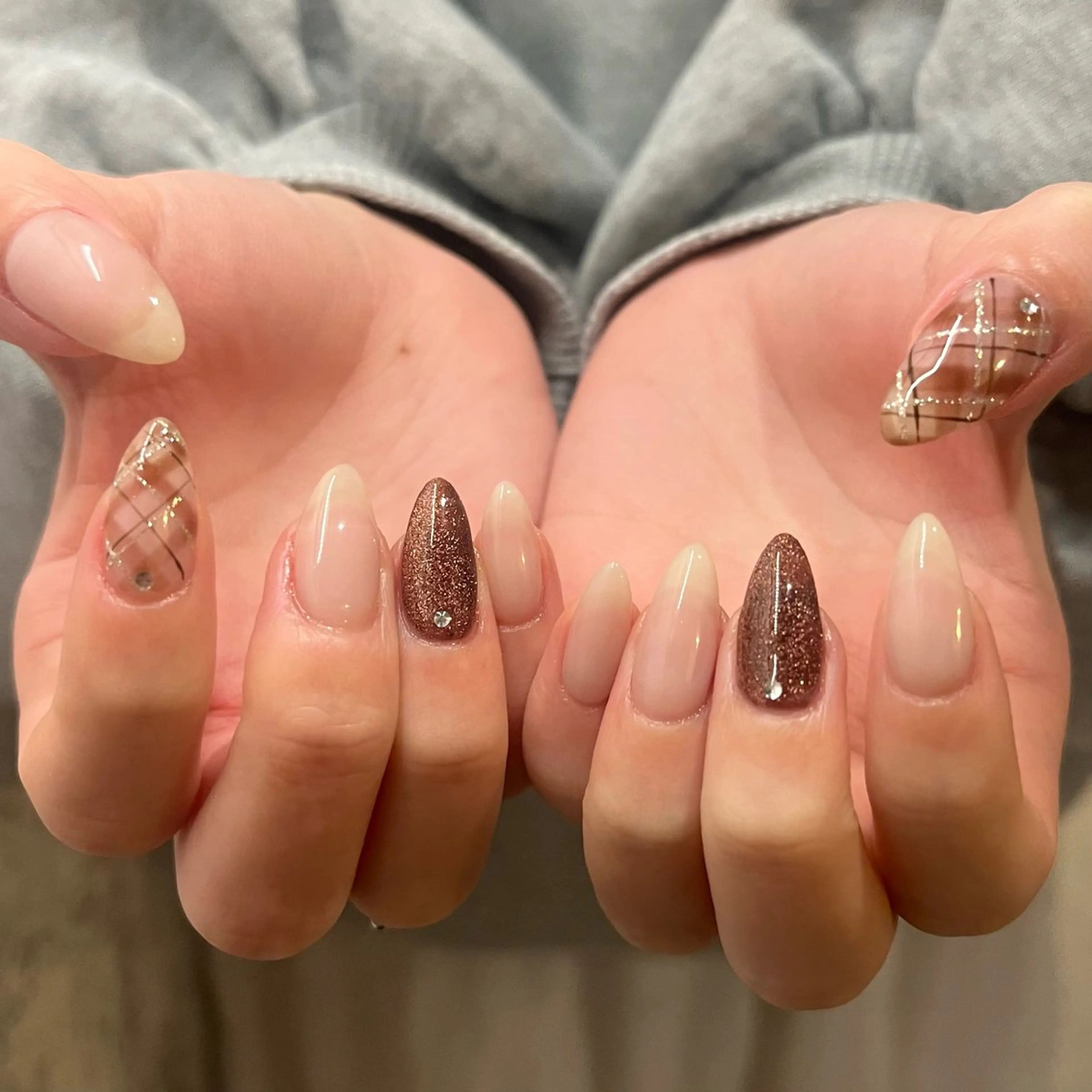 ネイル ハンドネイル MORE-NAIL所属・Miki. MORE -NAILのネイルデザイン