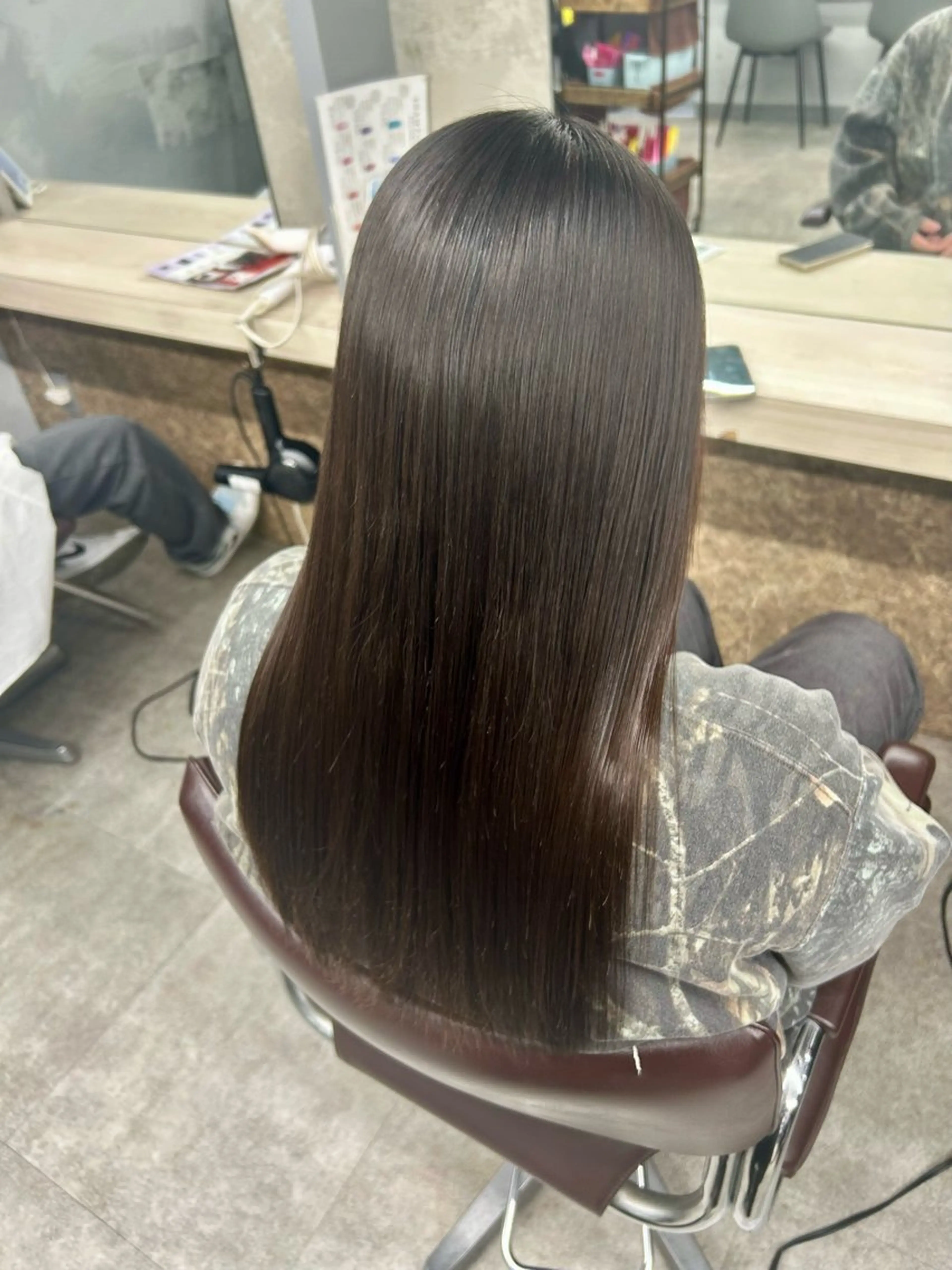 ロング カット ヘアカラー 縮毛矯正 トリートメント 🌟艶髪🌟髪質 改善🌟ryuyaのヘアスタイル