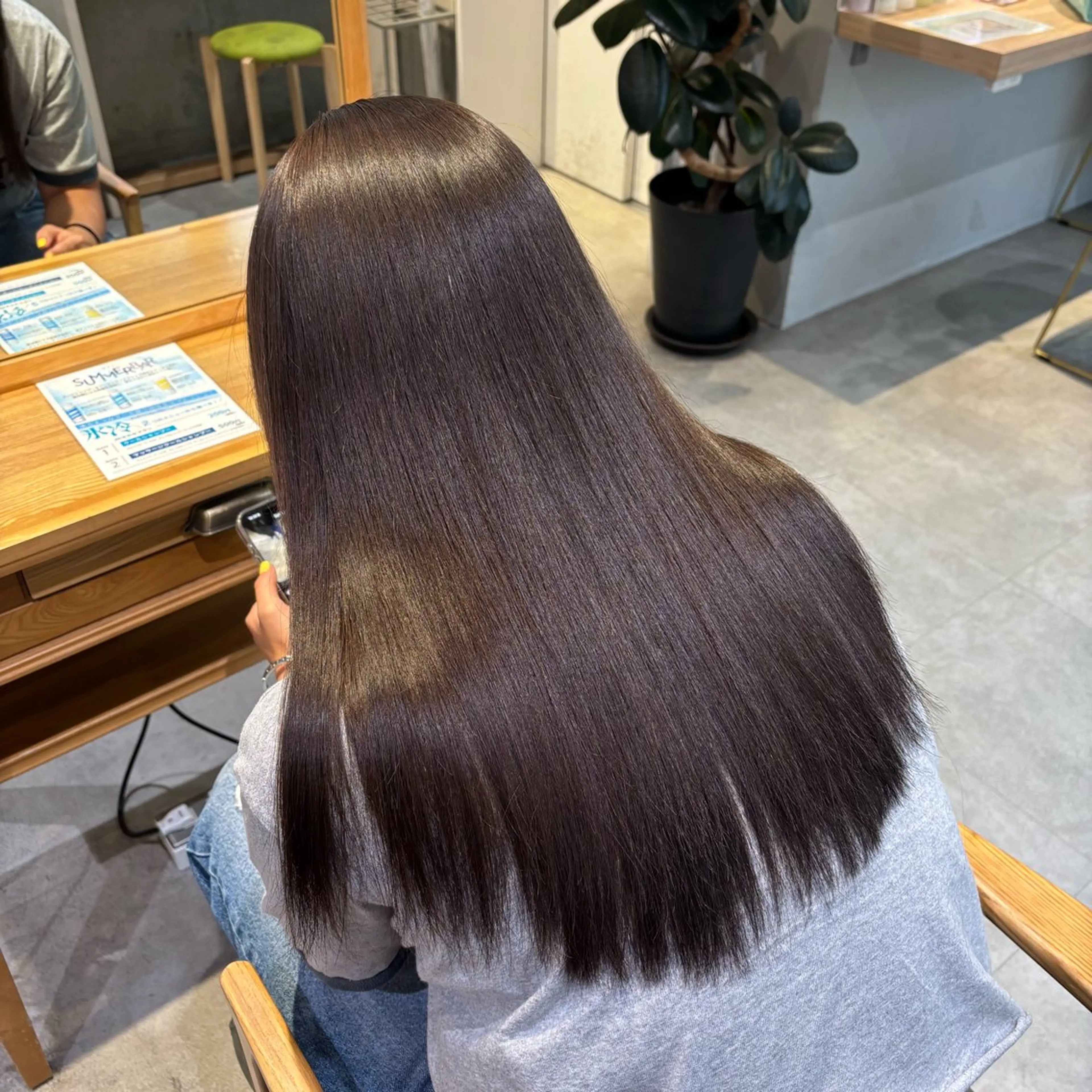 ロング カラー ヘアカラー トリートメント りあの🎀 /暖色カラー🍒のヘアスタイル