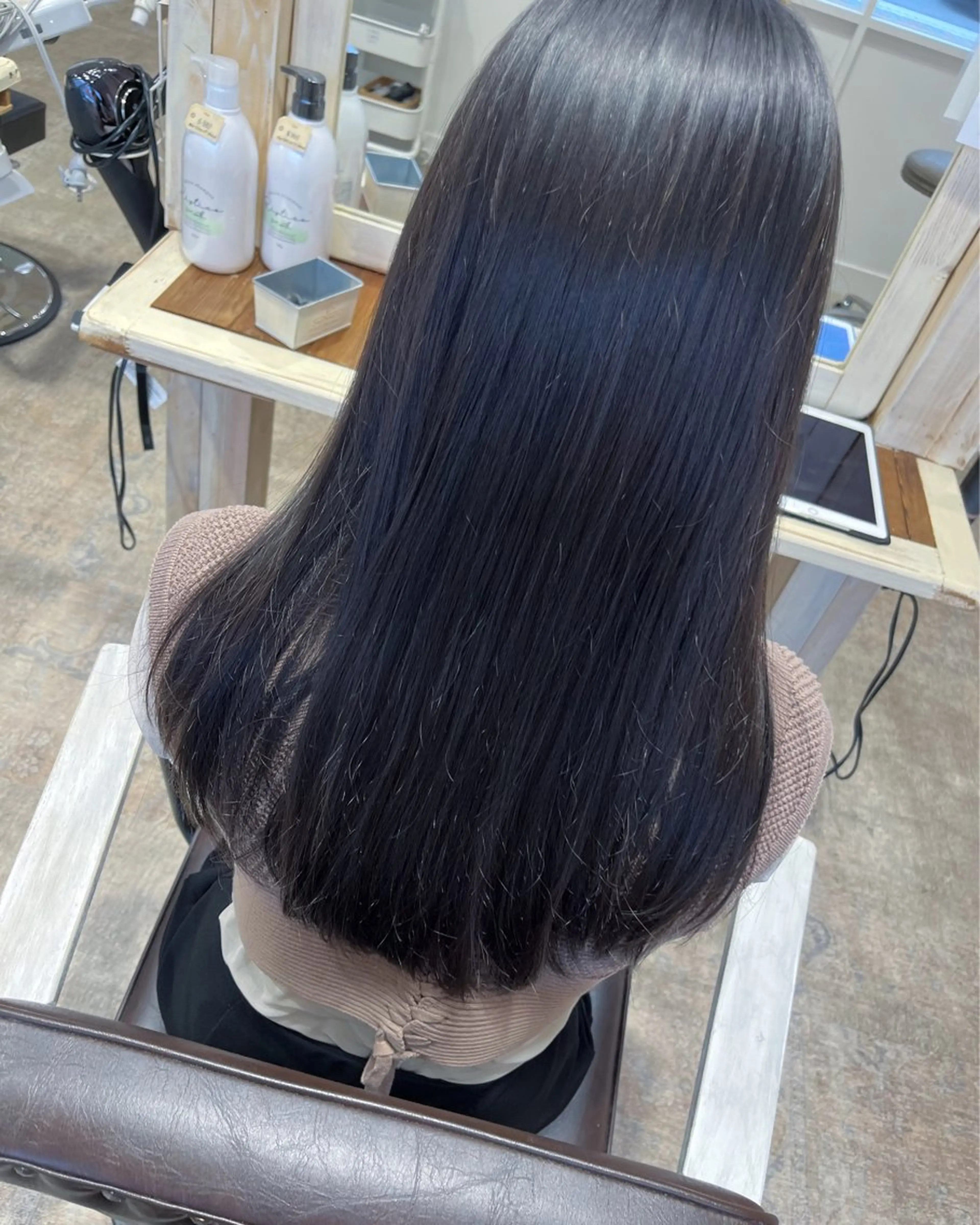 カラー 透明感カラー 高石 未唯のヘアスタイル