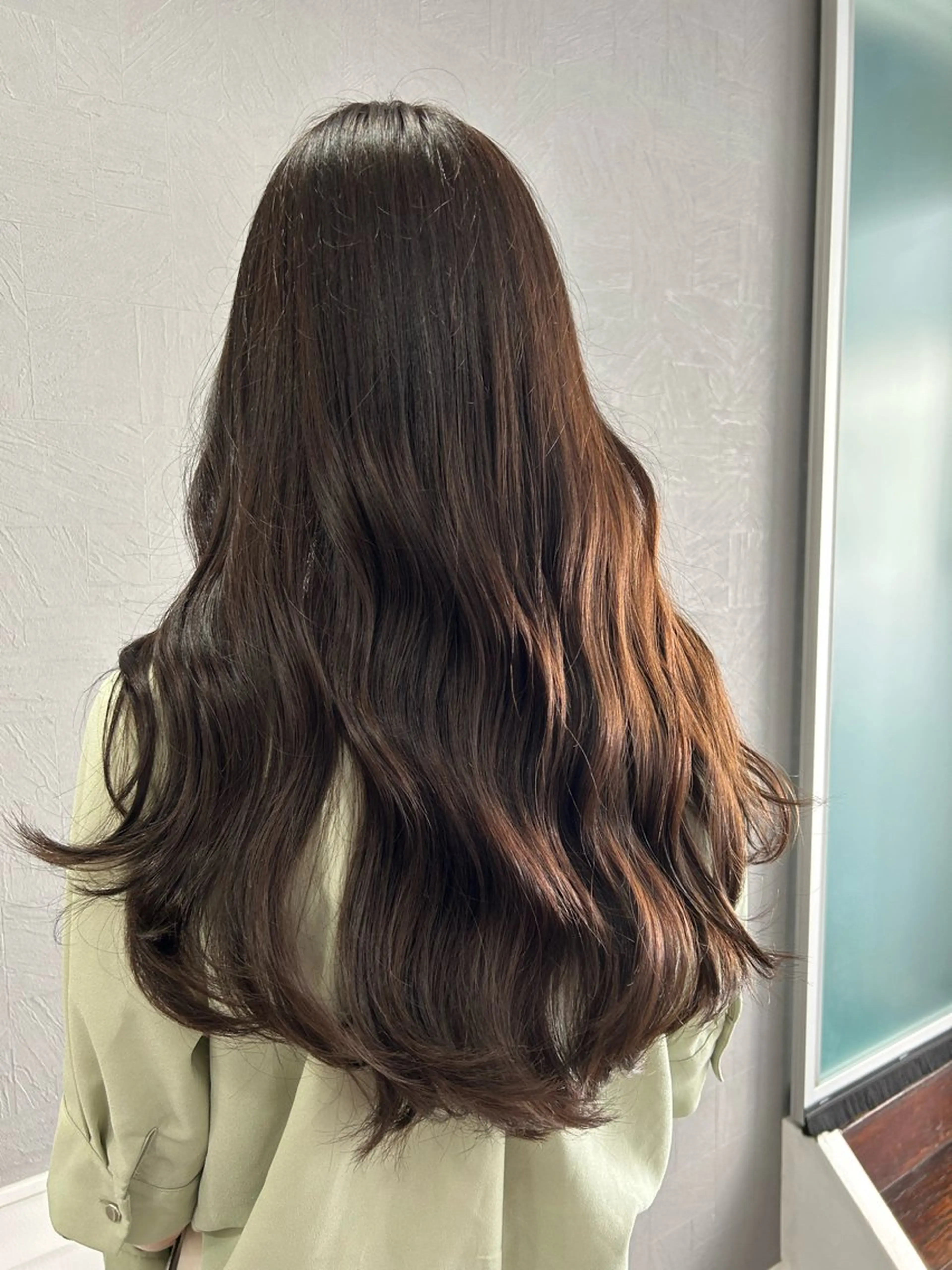 ロング カット ヘアカラー トリートメント RAYGLOW  by HEADLIGHT ひたちなか店所属・シンプル/ナチュラル 後藤健吾のヘアスタイル