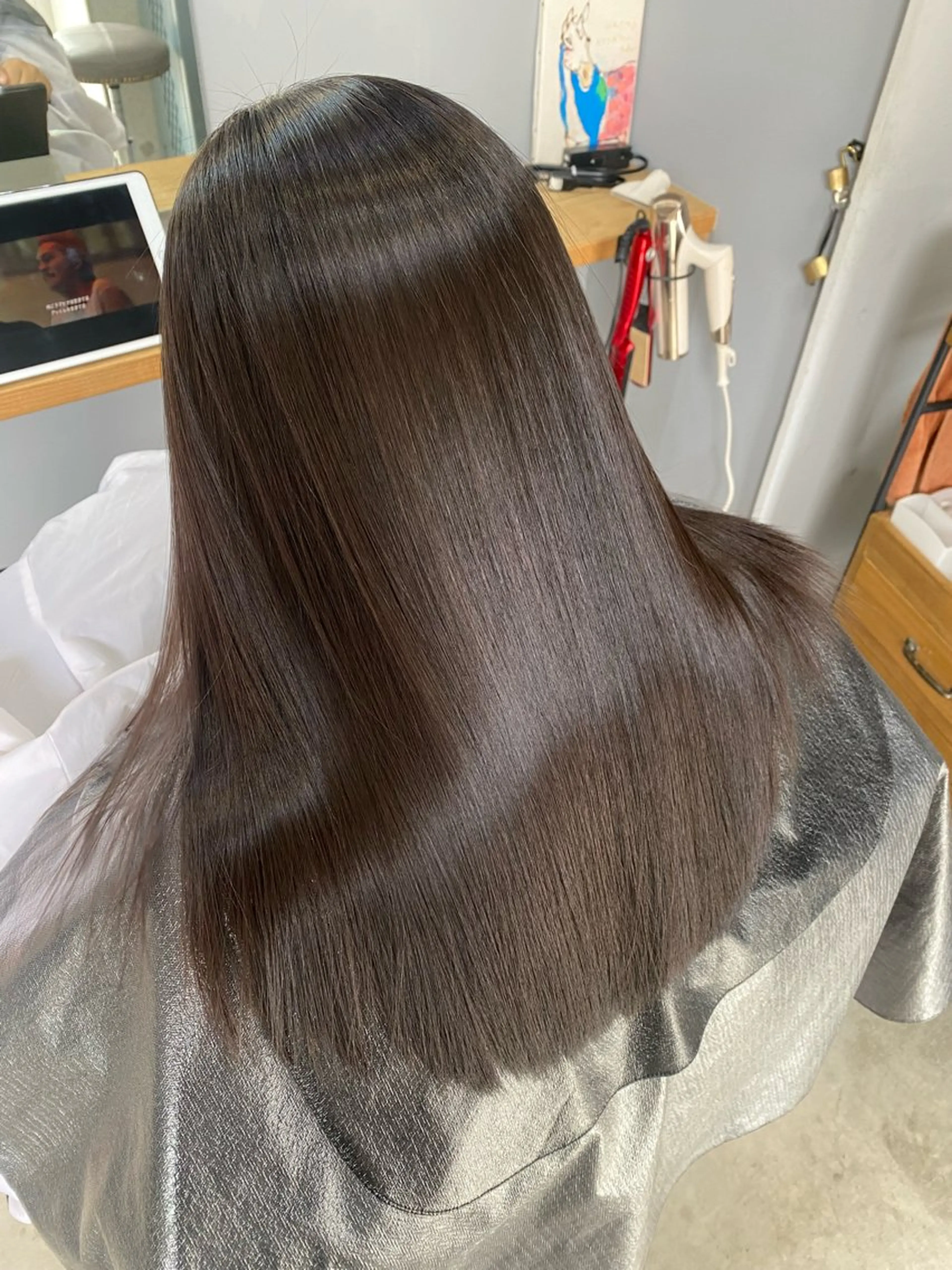 ロング カット 縮毛矯正 トリートメント 佐藤 綾香のヘアスタイル