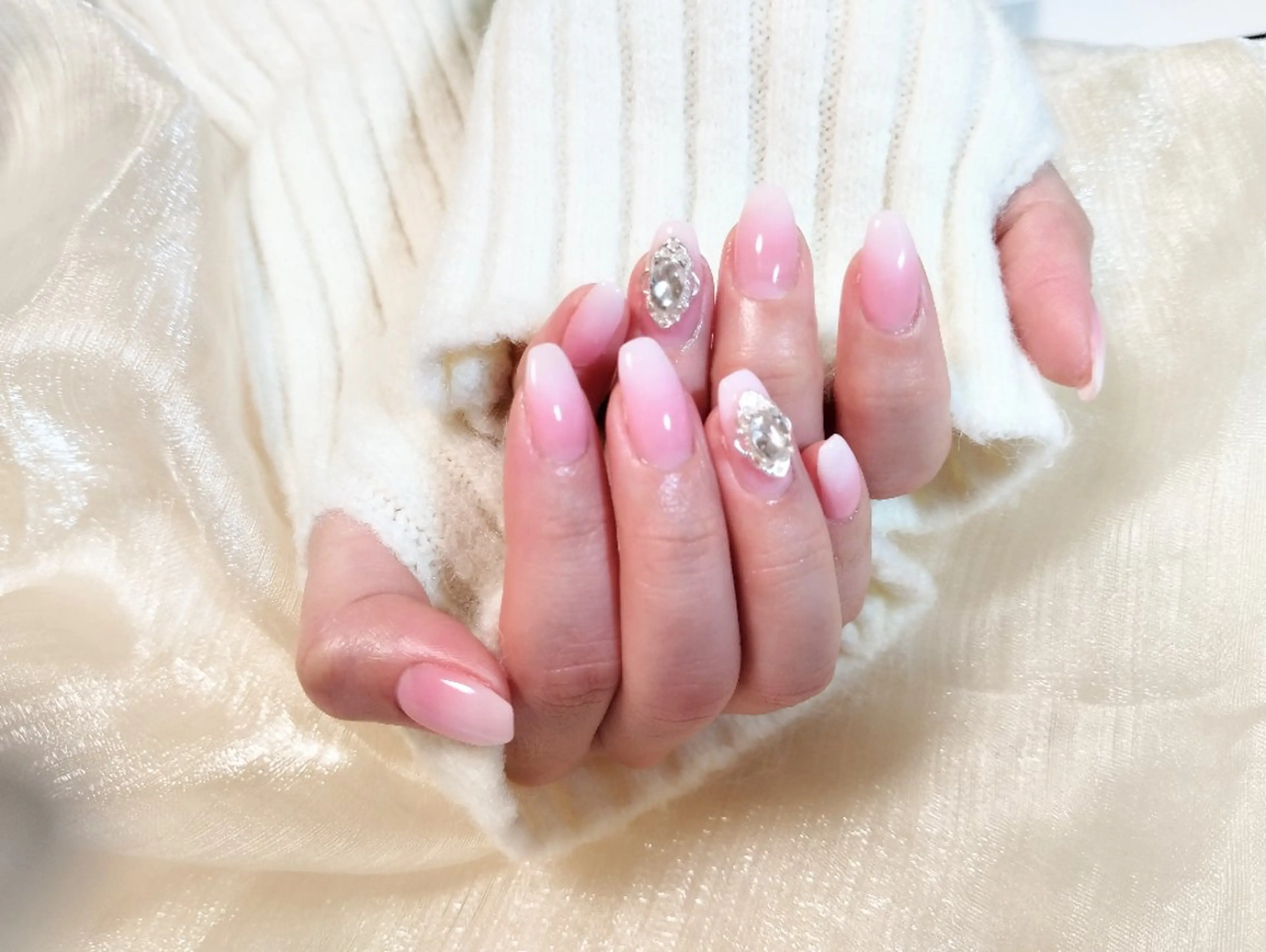 ネイル ピンク 春ネイル ハンドネイル ハンドケア ＤI'A ネイルサロンのネイルデザイン