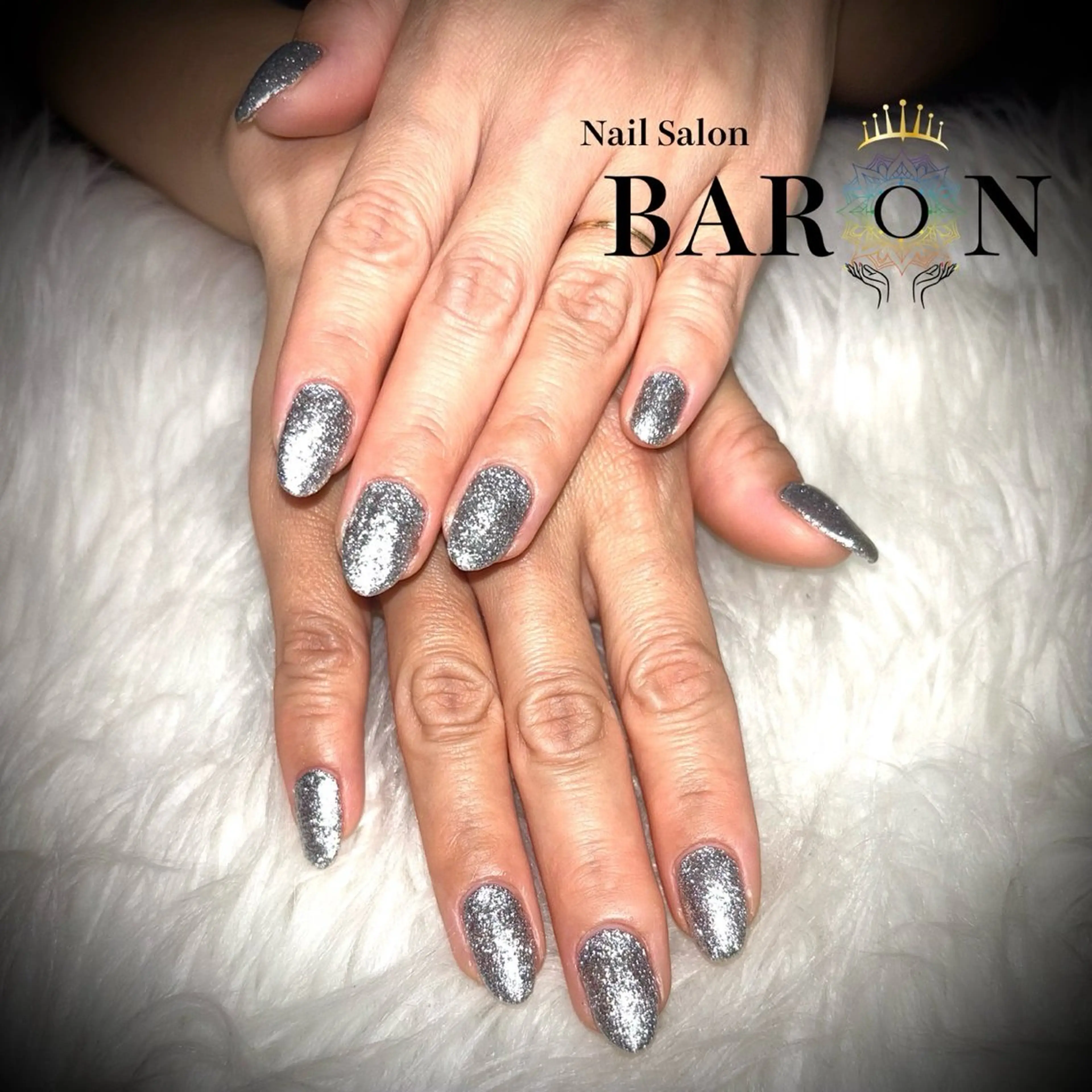 ネイル ラメ(グリッター) ワンカラーネイル シルバー ♛︎BARON♛︎ MASHIROのネイルデザイン