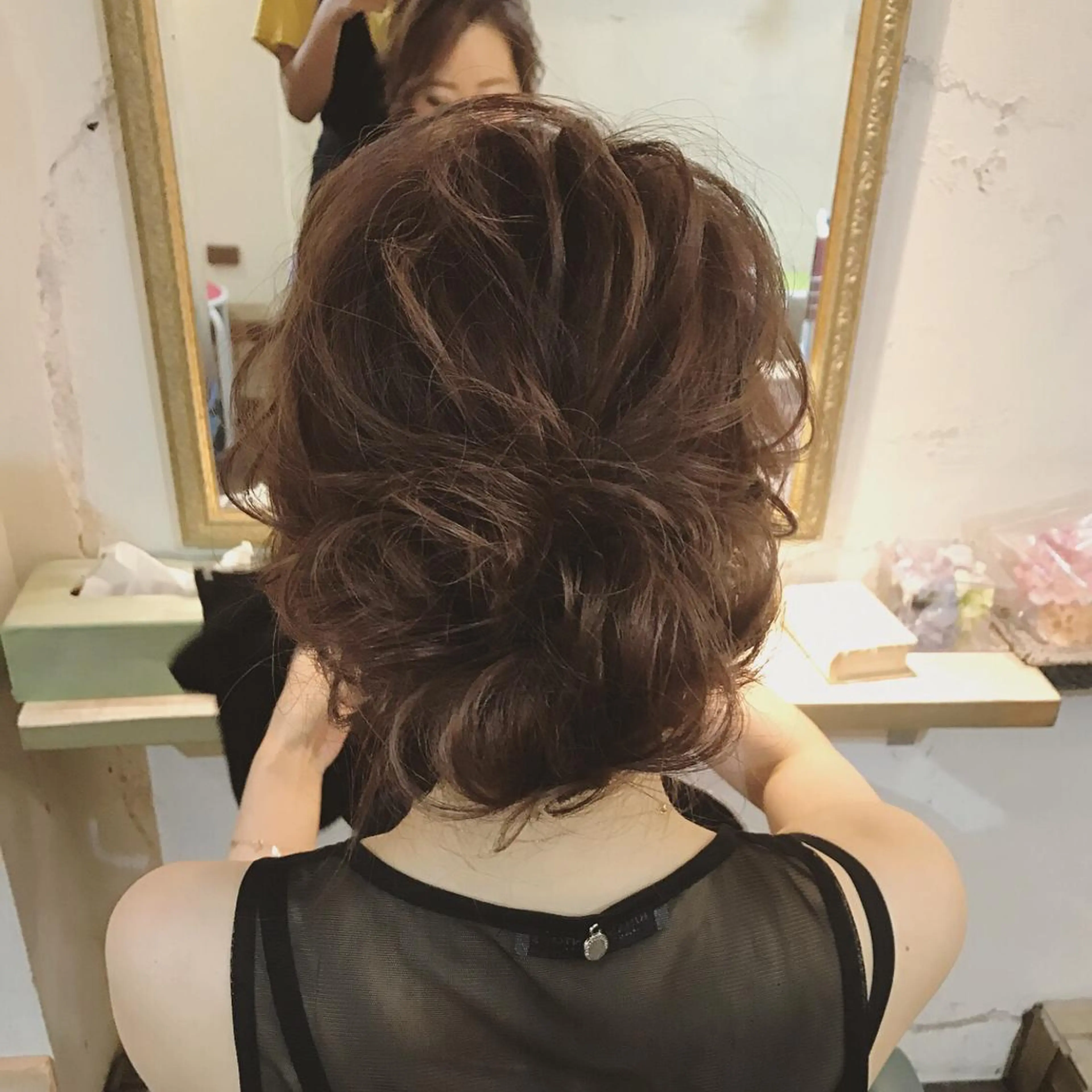 ロング ヘアアレンジ 【カメレオン】 上村 祥子のヘアスタイル