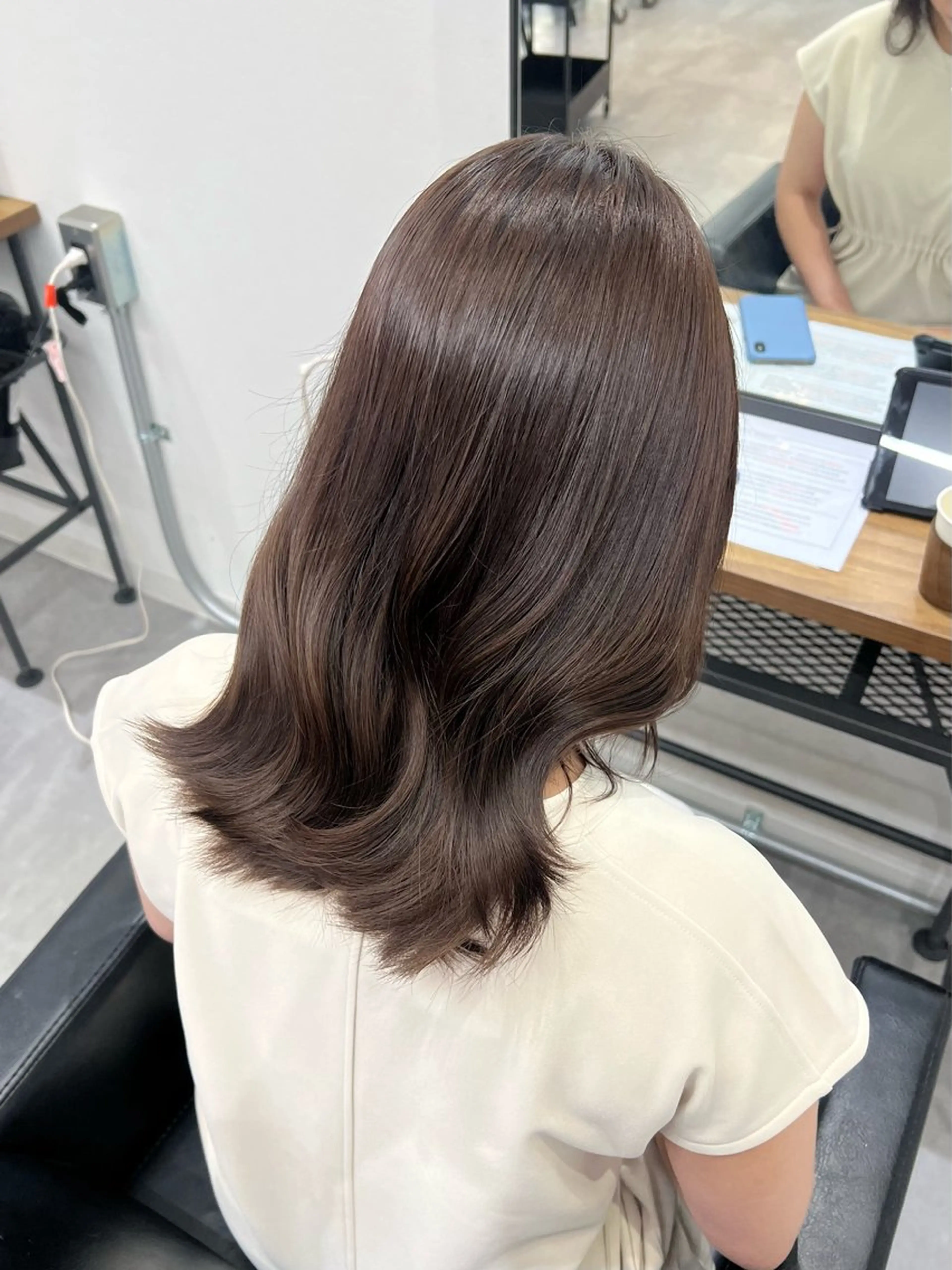 セミロング カラー アッシュ ベージュカラー ブラウンカラー ブラウンベージュ 透明感カラー カットモデル募集 八王子/kyocoのヘアスタイル