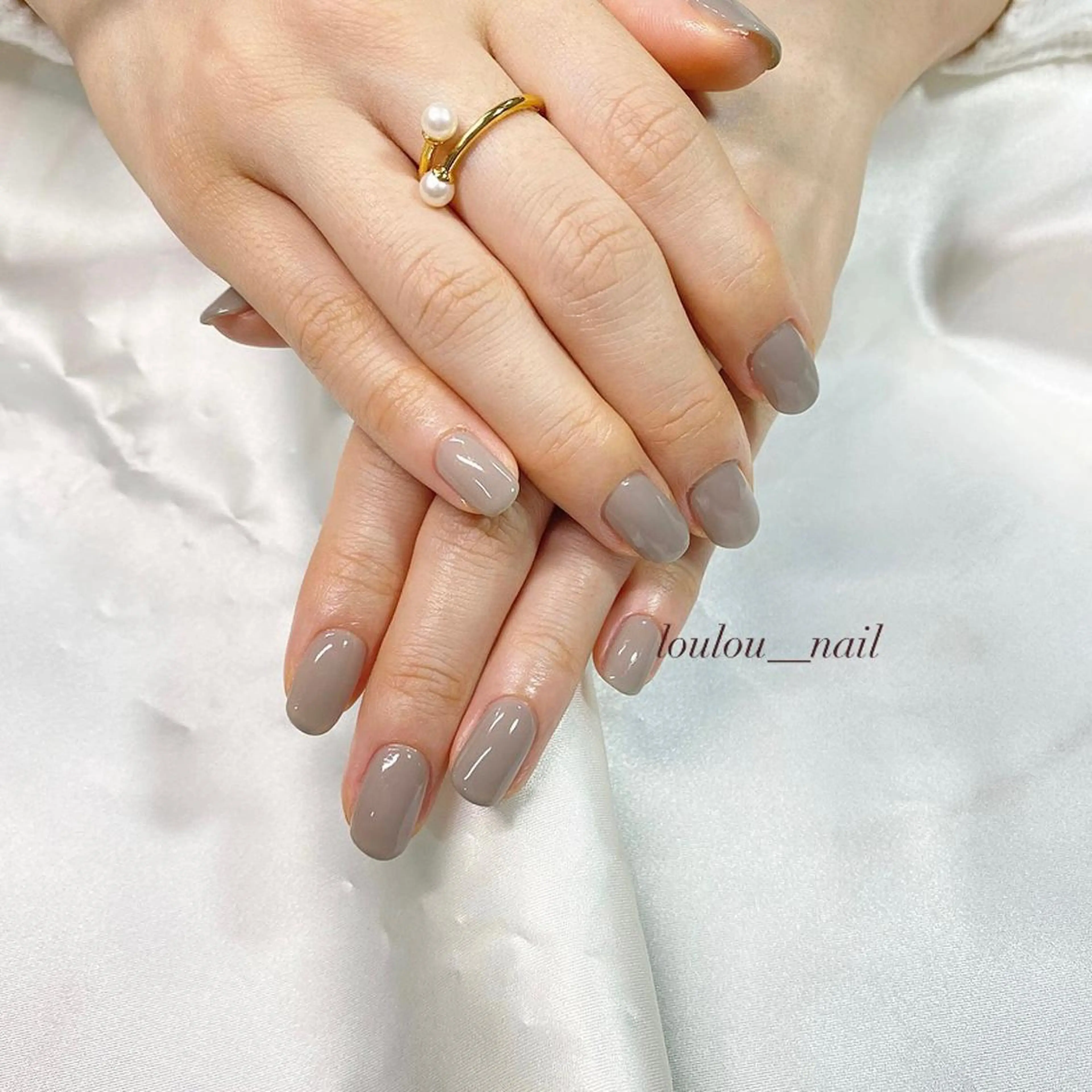 ネイル 卒業式 ニュアンスネイル オフィスネイル ワンカラーネイル ハンドネイル ハンドケア loulou _nail所属・葛西 知佳のネイルデザイン