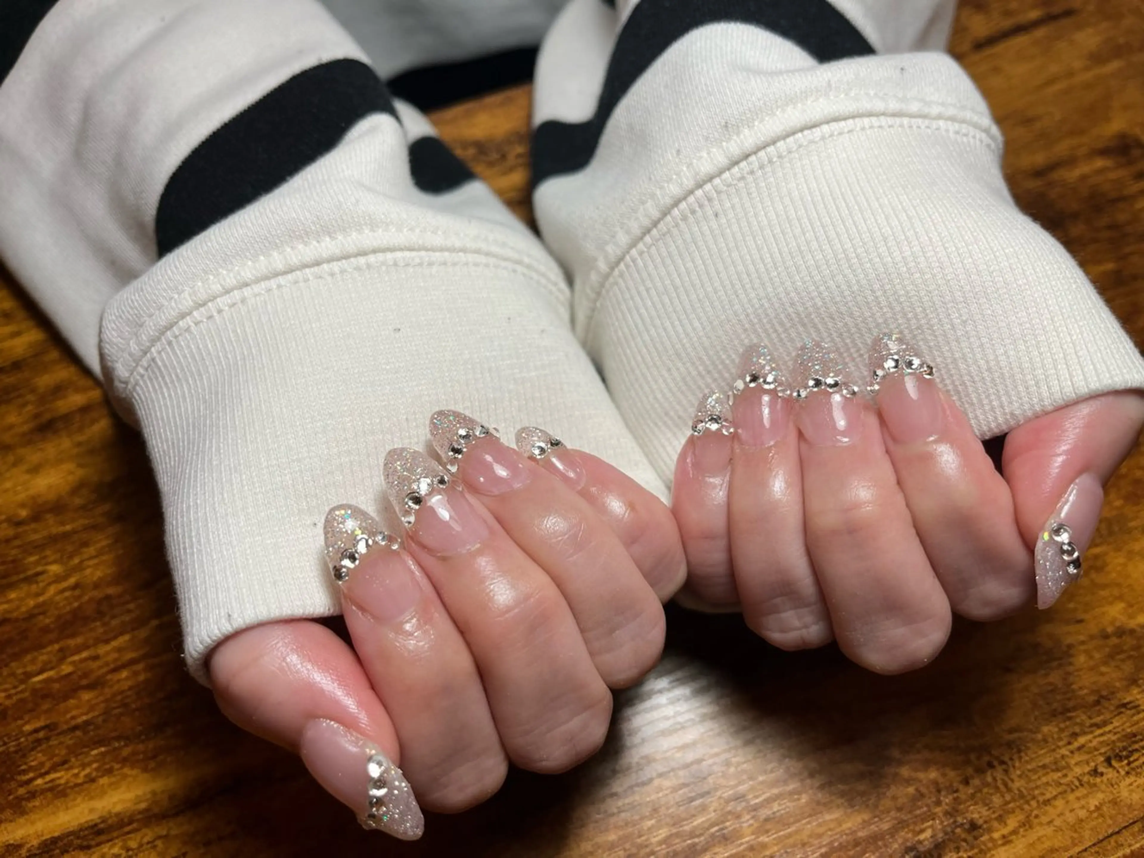 ネイル 自宅ヒーリングサロン 【あまねく照らす】のネイルデザイン