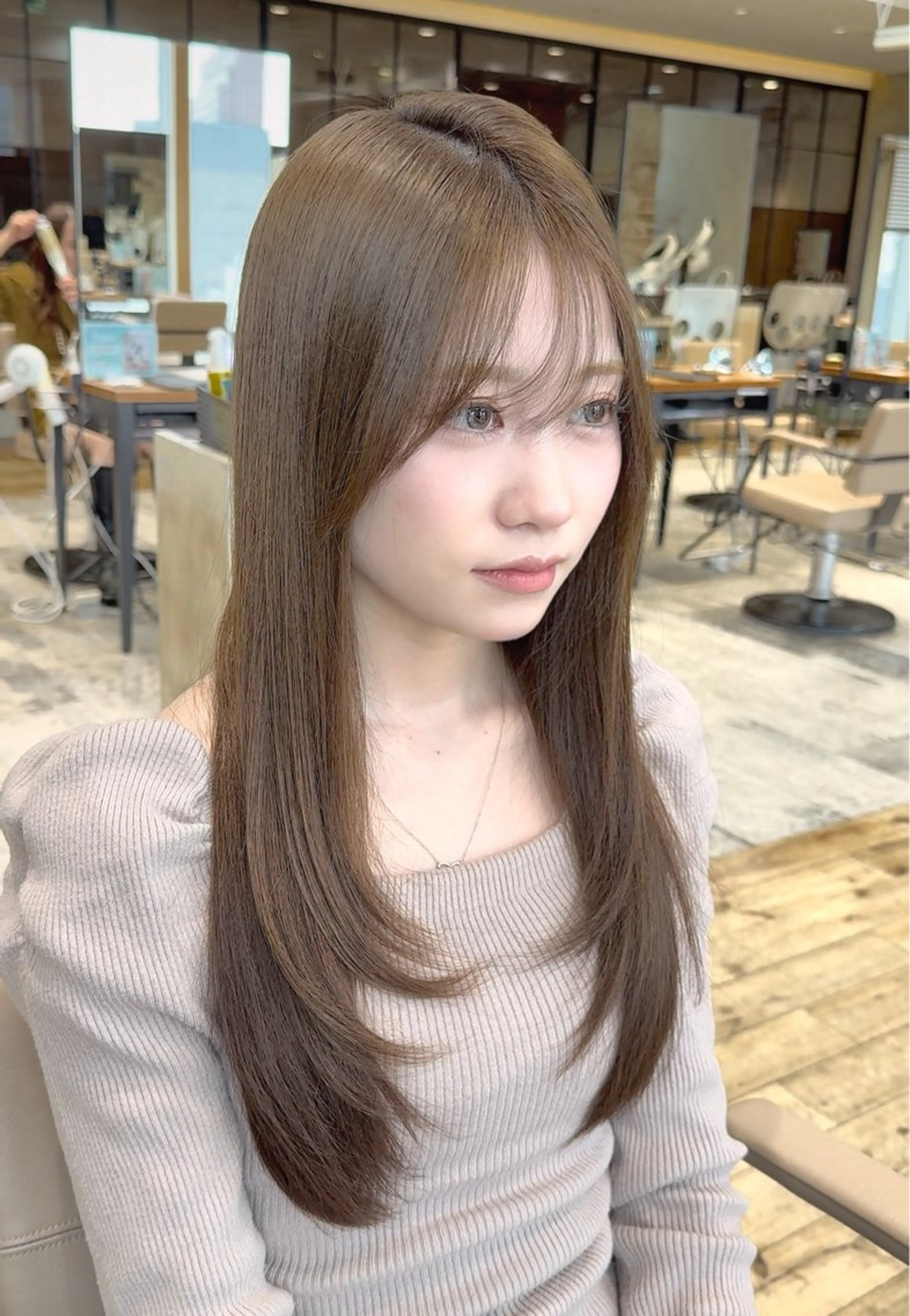 ロング カラー ヘアカラー トリートメント ヘッドスパ レイヤー/艶カラー 韓国/石戸谷海斗のヘアスタイル