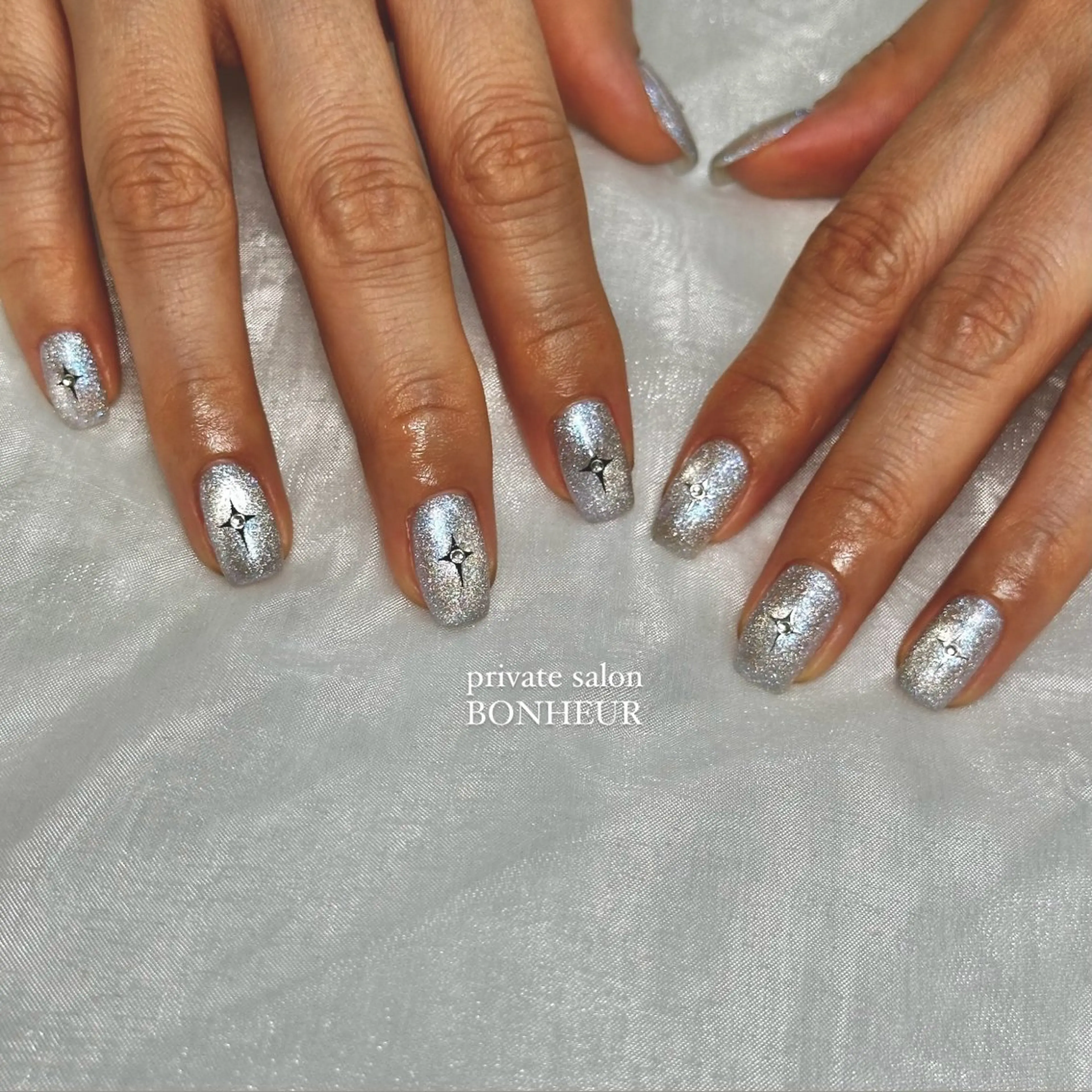 ネイル ハンドネイル BONHEUR Annaのネイルデザイン