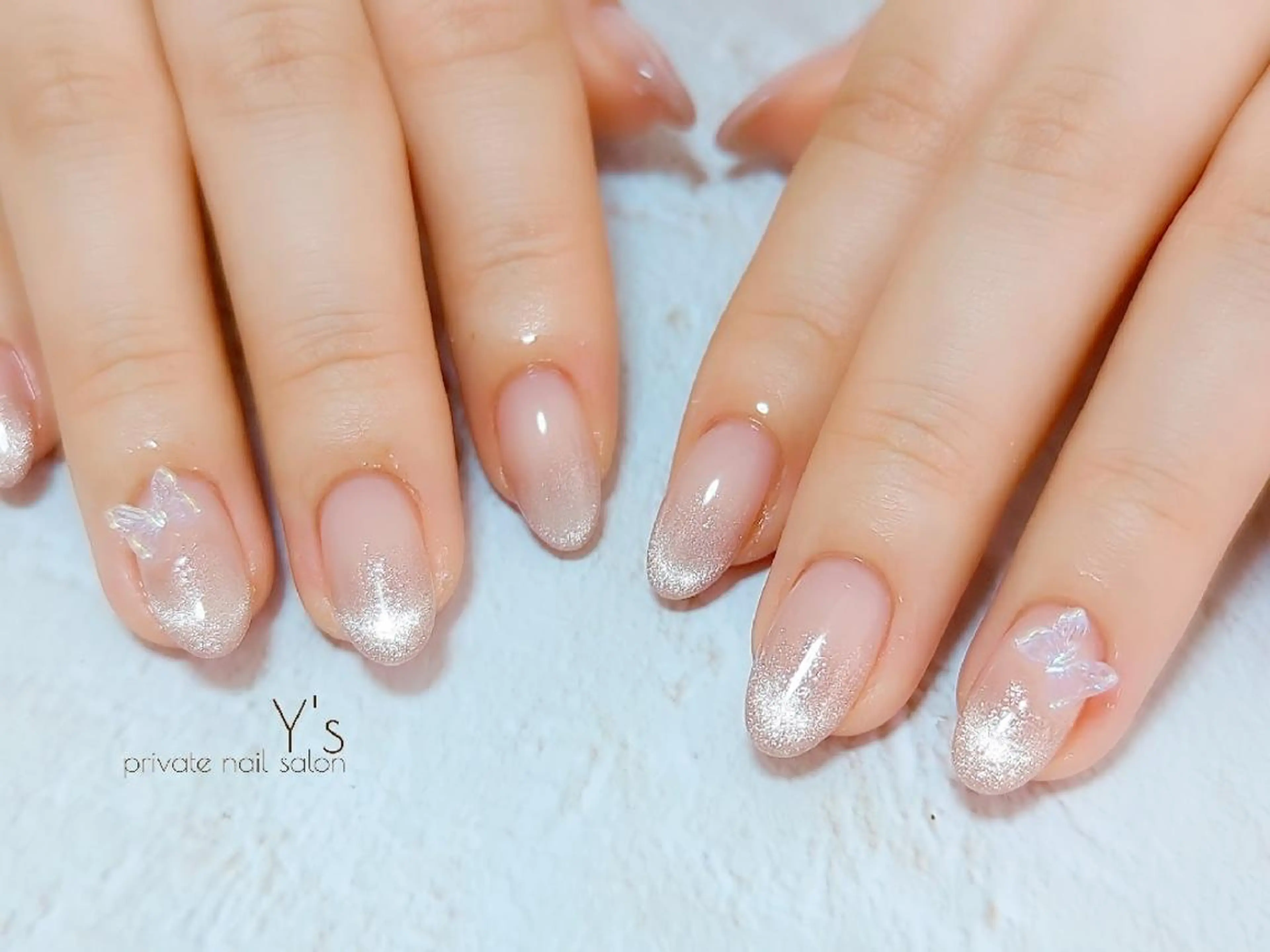 ネイル ハンドネイル YUMI NAGAI  のネイルデザイン