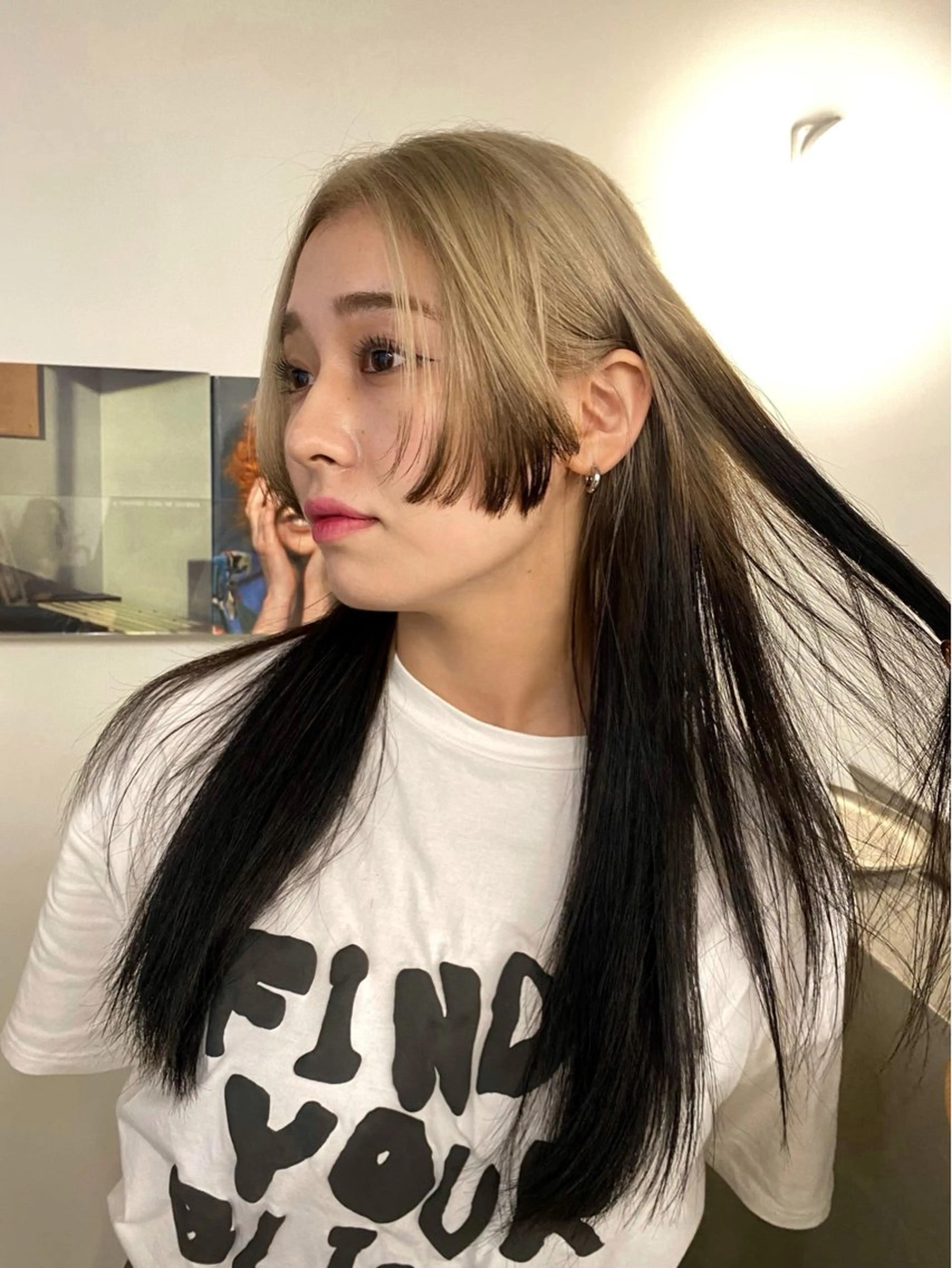 ロング カラー ブリーチ デザインカラー ヘアカラー トリートメント tonari 梅田、中崎町のヘアスタイル
