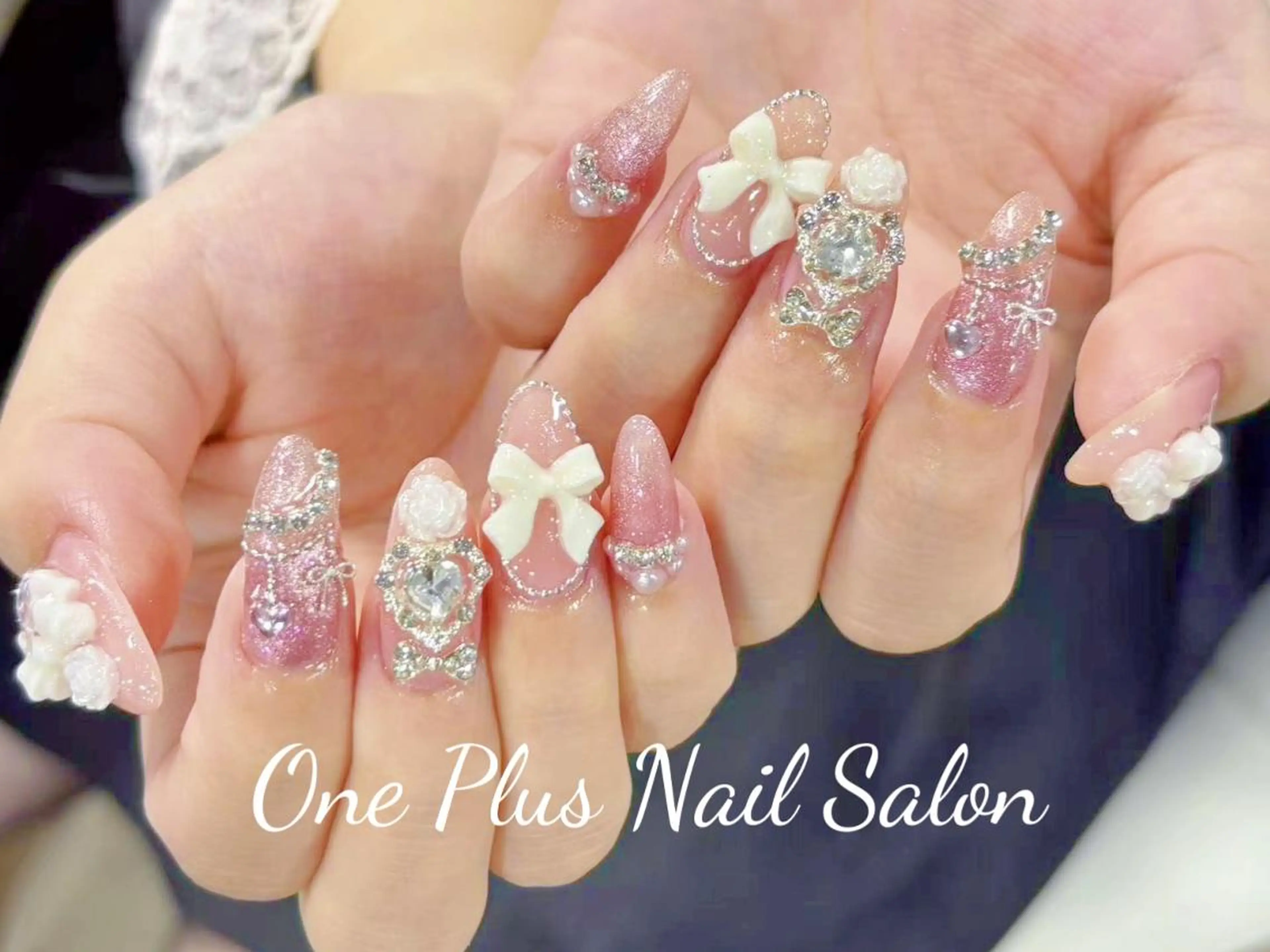 ネイル ハート バレンタイン One Plus Nail Salonのネイルデザイン