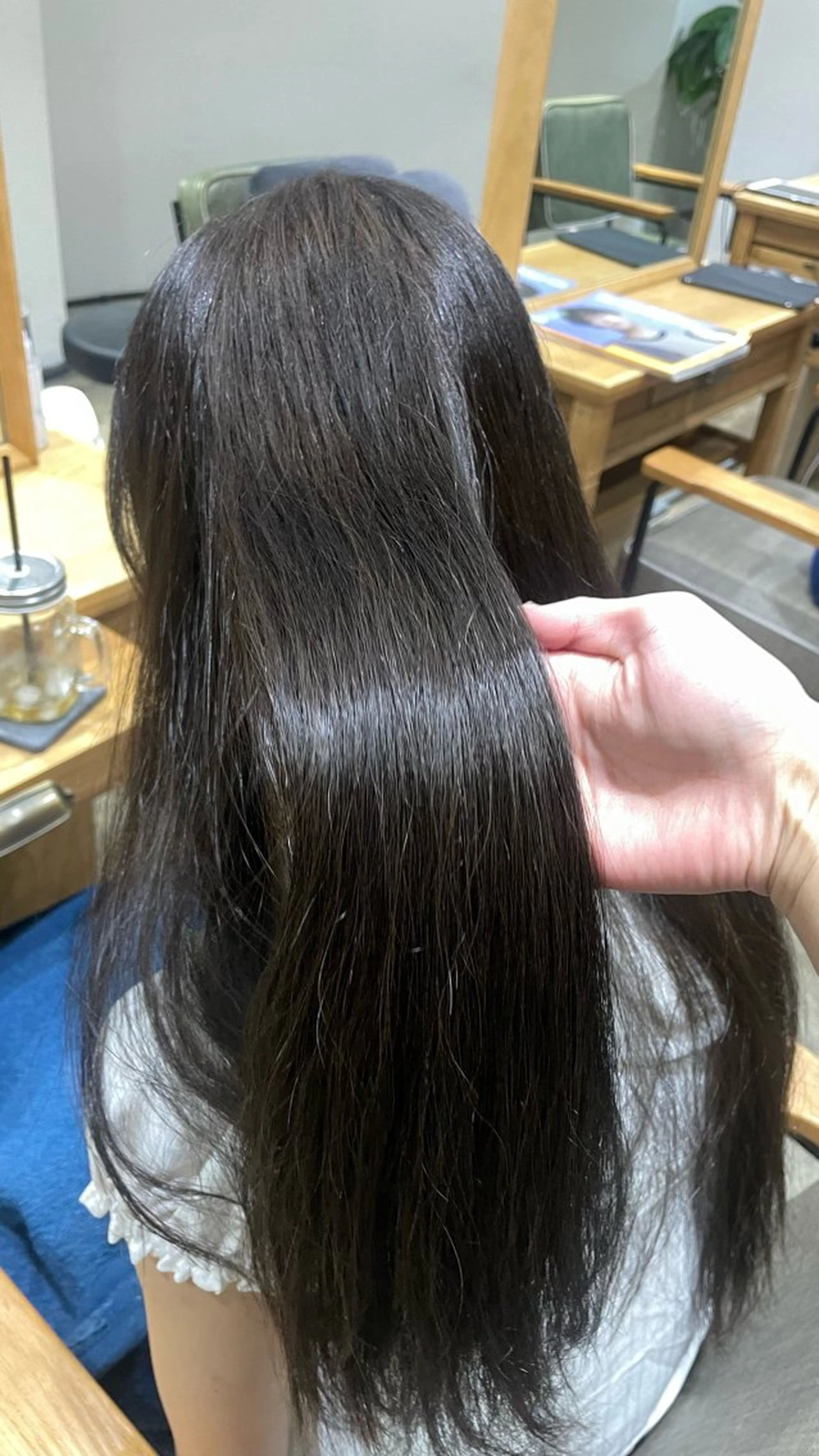 ロング アッシュ アッシュグレー アッシュグレージュ 韓国風ヘア ヘアカラー トリートメント buZon所属・🖤keina🖤 詳細必読:*･のヘアスタイル