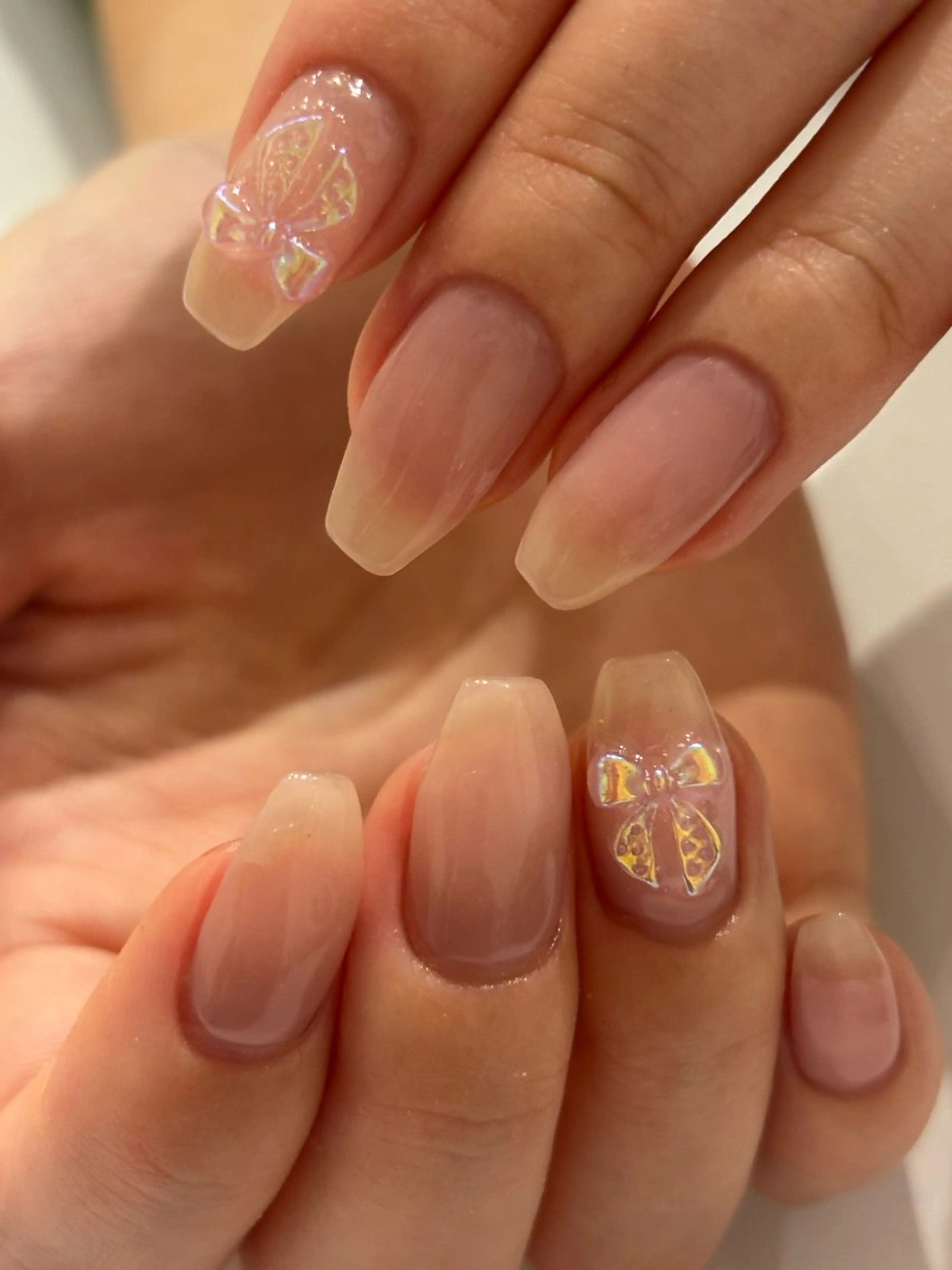 ネイル リボン ハンドネイル Ann. nail.tokyo所属・Ann nailのネイルデザイン