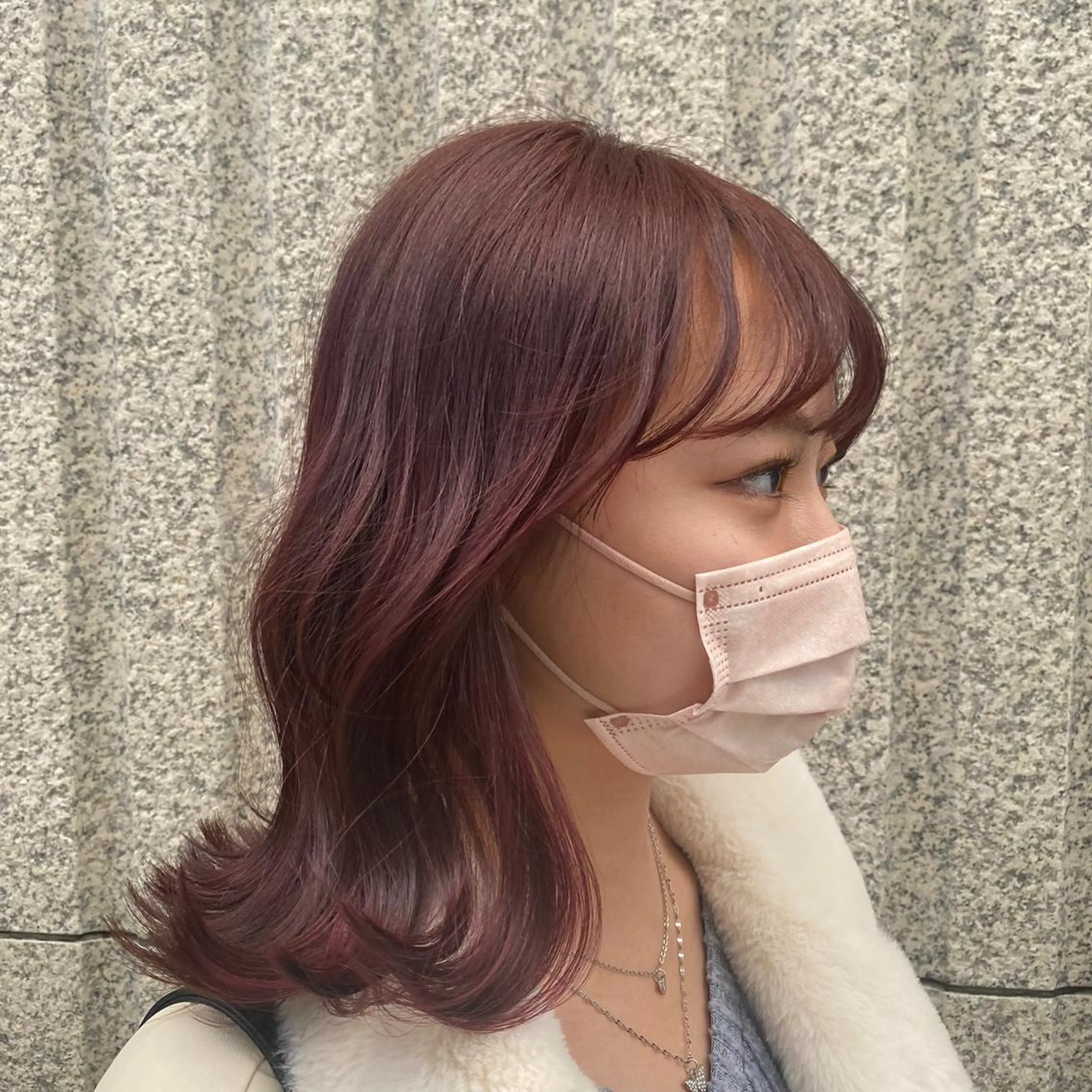 ミディアム カラー ブリーチ ブリーチなしカラー ピンクカラー 韓国風ヘア ヘアカラー トリートメント 🌟🍒ハイトーン 韓国ヘア/ユウミのヘアスタイル