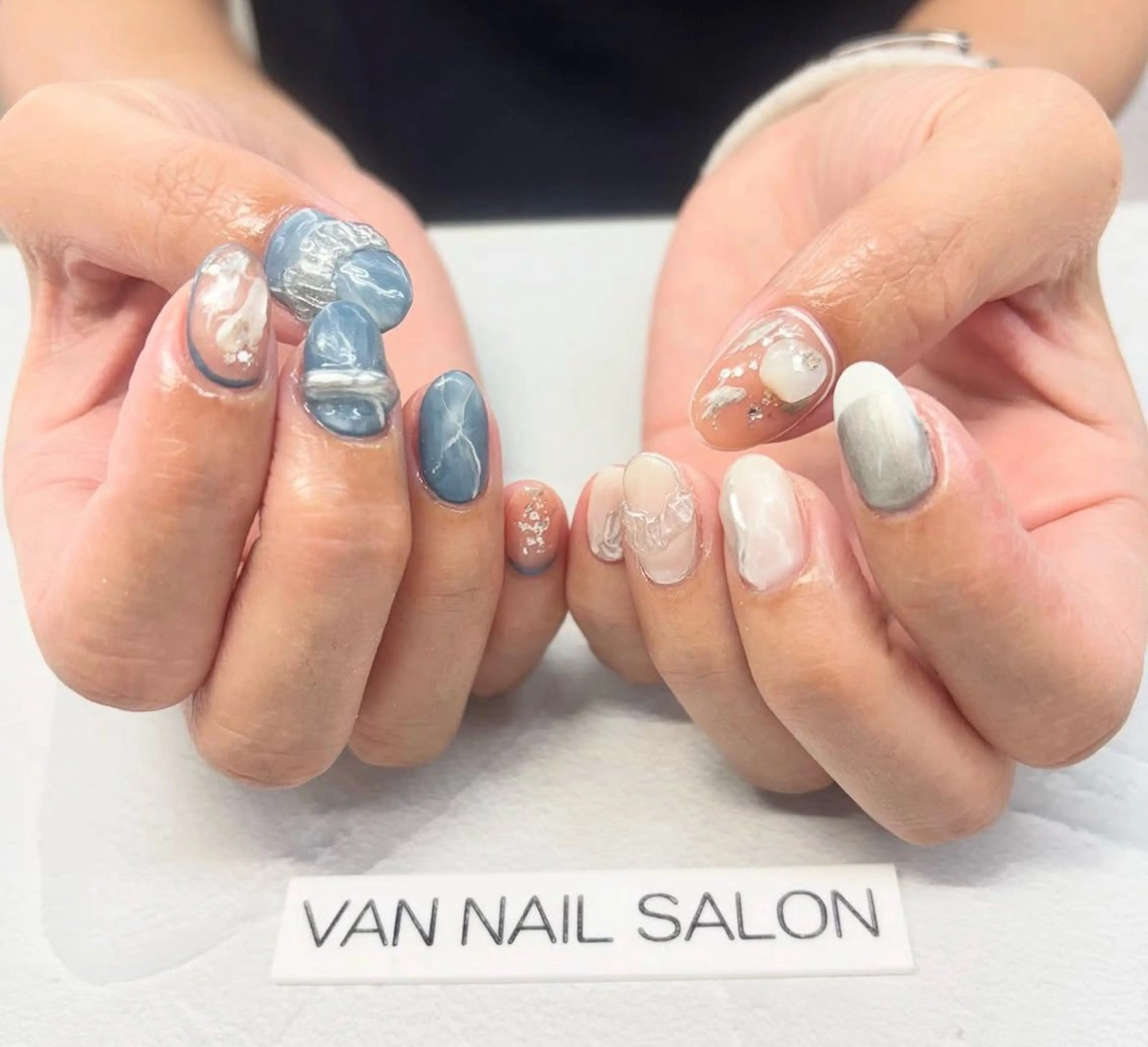 ネイル ハンドネイル Van Nail 本厚木店所属・Van Nail Salonのネイルデザイン