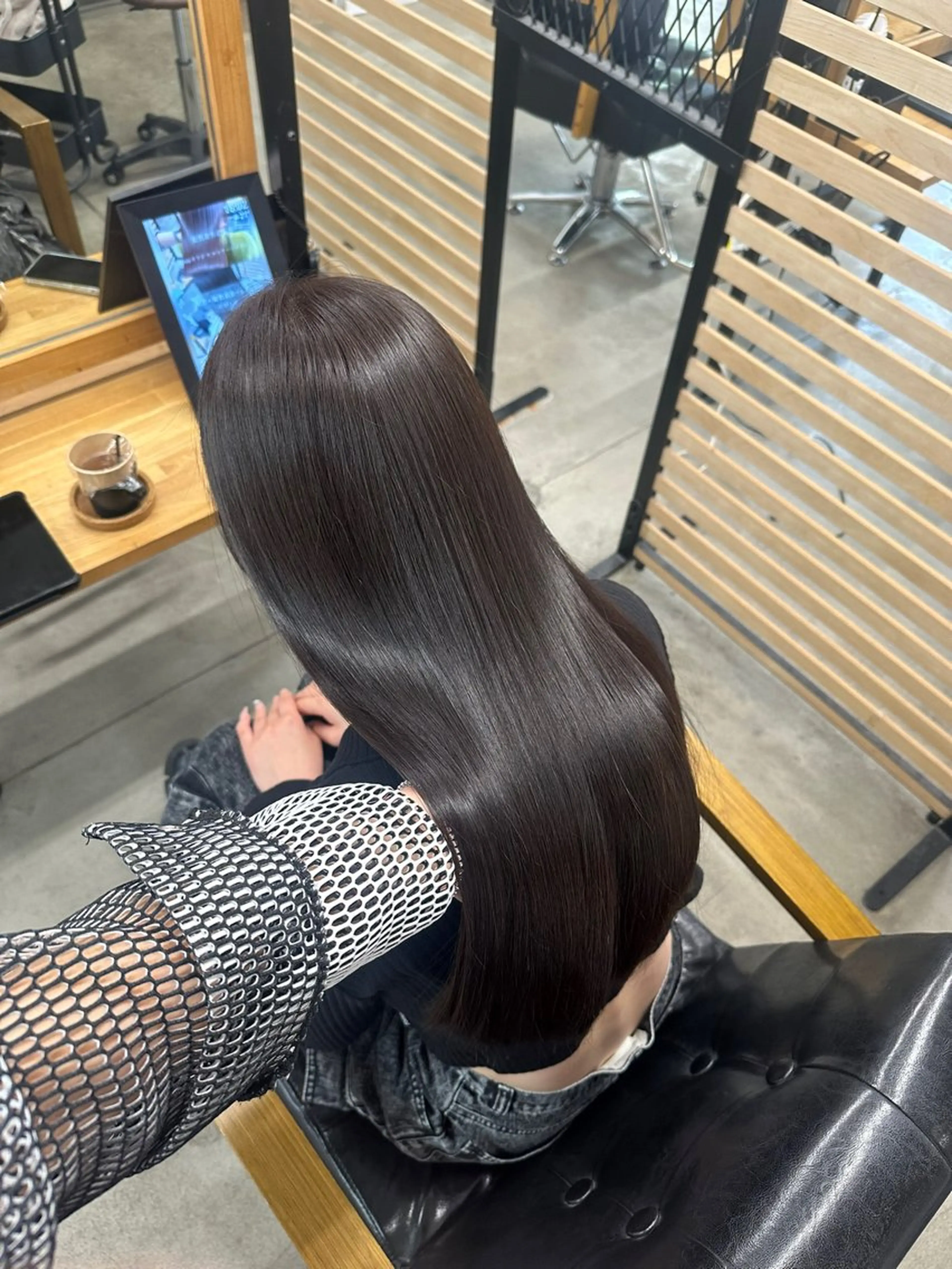 ロング カット ヘアカラー 縮毛矯正 トリートメント ひろし/髪質改善/ 縮毛矯正/上品✨のヘアスタイル