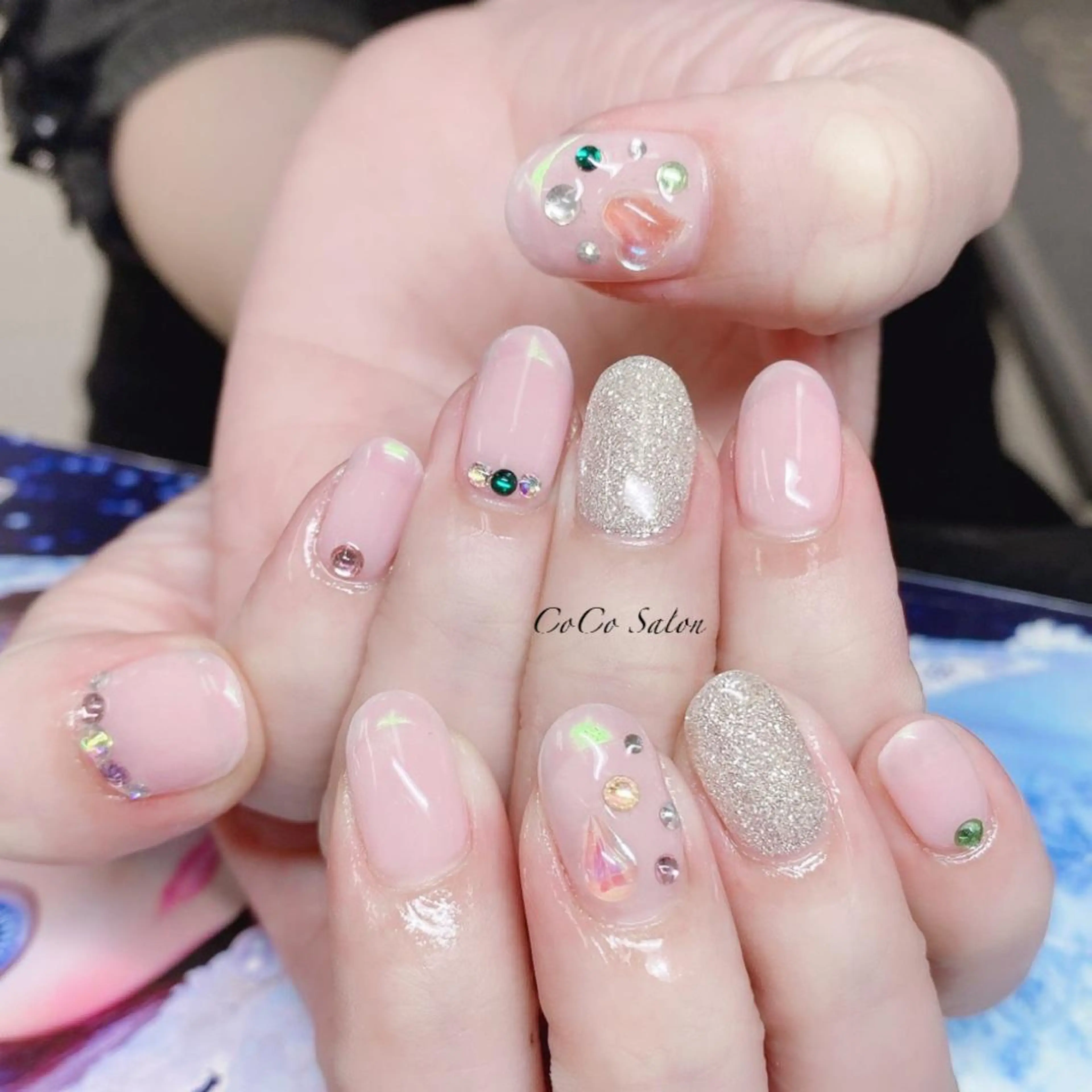 ネイル 長さ出し ジェルネイル 韓国ネイル ラメ(グリッター) オフィスネイル ハンドネイル CoCoSalon ネイル/まつ毛予約のネイルデザイン