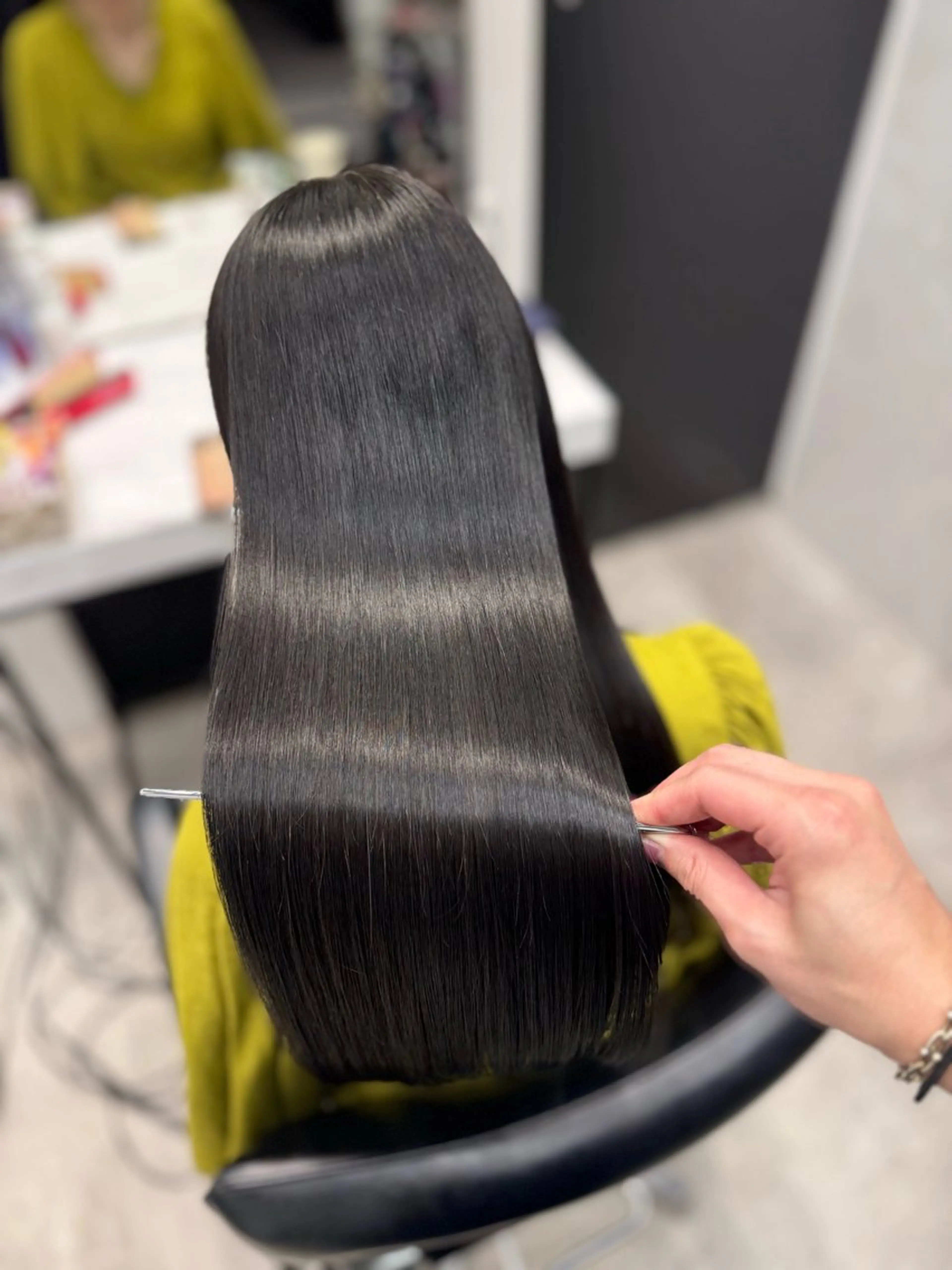 ロング 🚨無料縮毛矯正 モデル募集中🚨のヘアスタイル