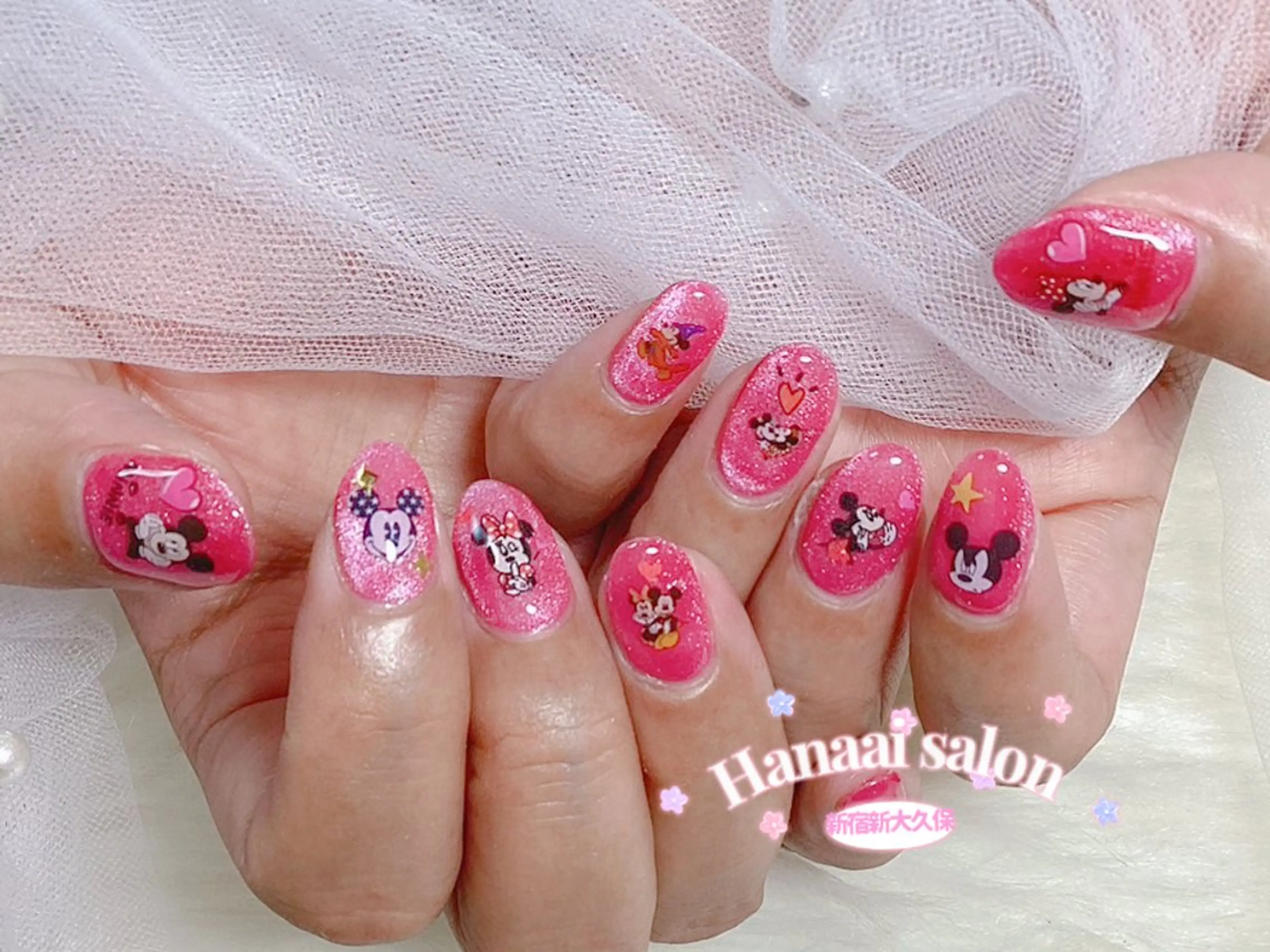 ミディアム ハンドネイル Hanaai Salon新大久保店のネイルデザイン