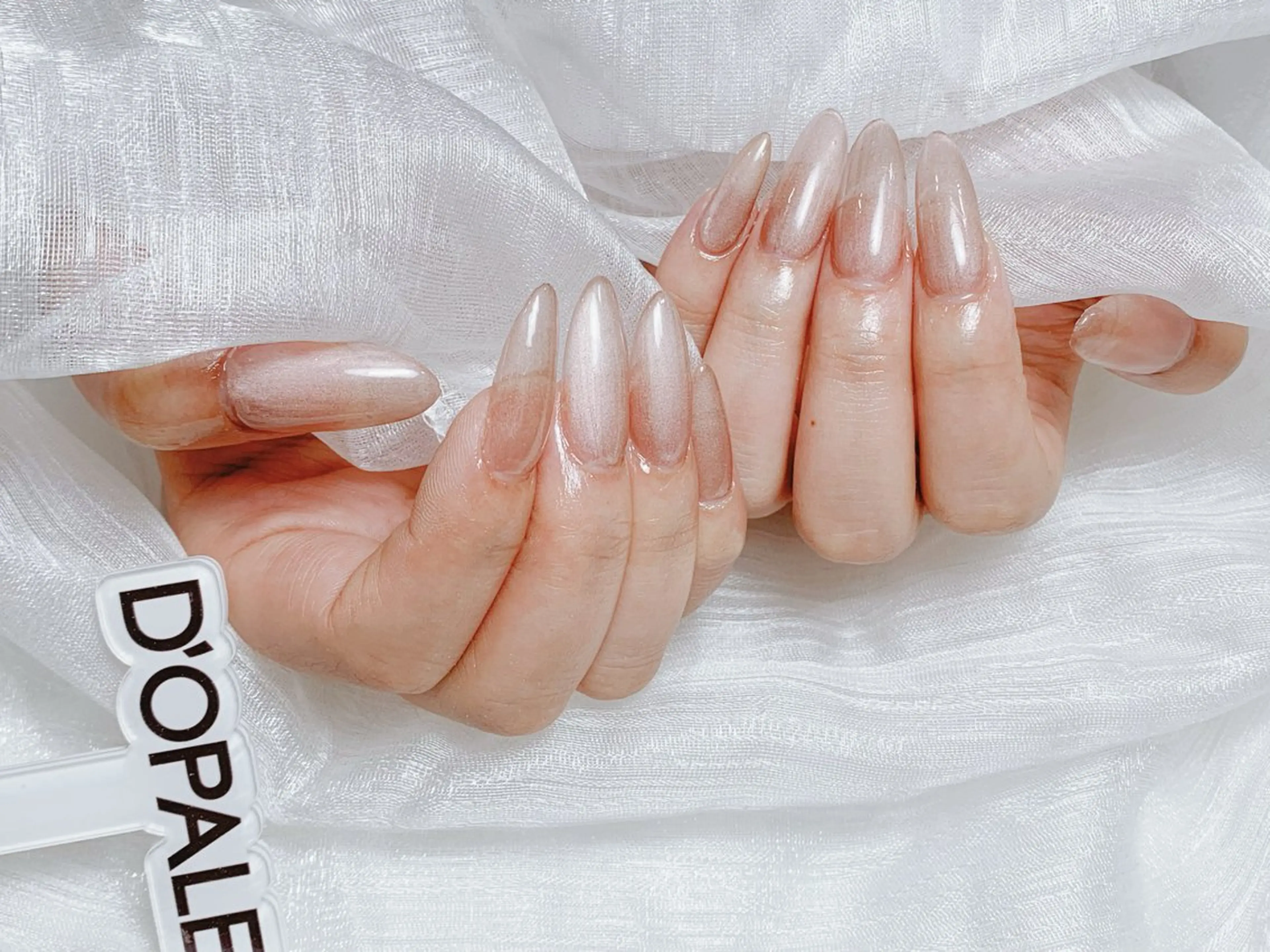 ネイル U·Mi nail salon所属・U·Mi 上野御徒町容のネイルデザイン